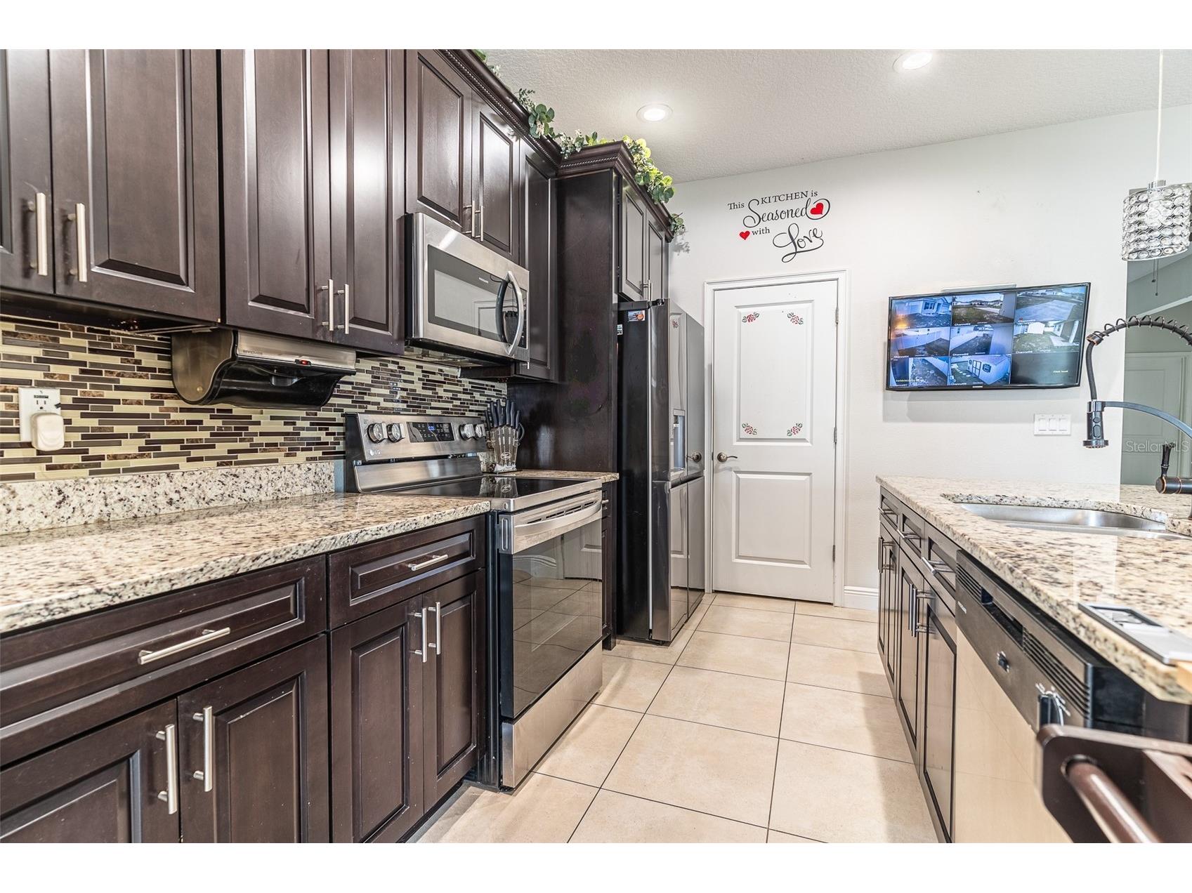381 Begonia Court Poinciana FL 34759 L4960594 image9