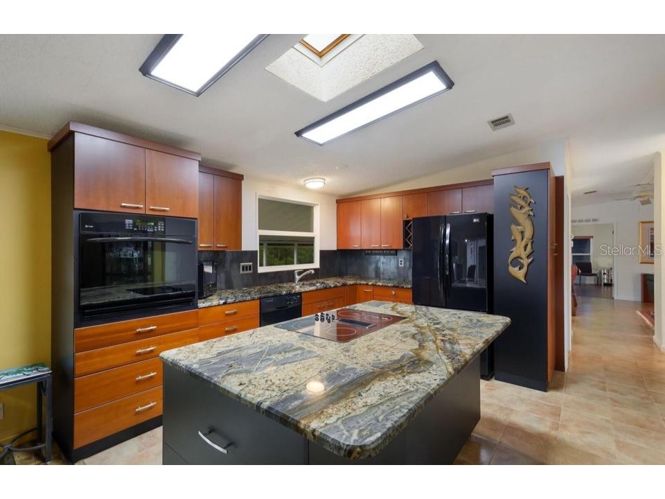 381 Bimini Drive Palmetto FL 34221 A4649385 image2