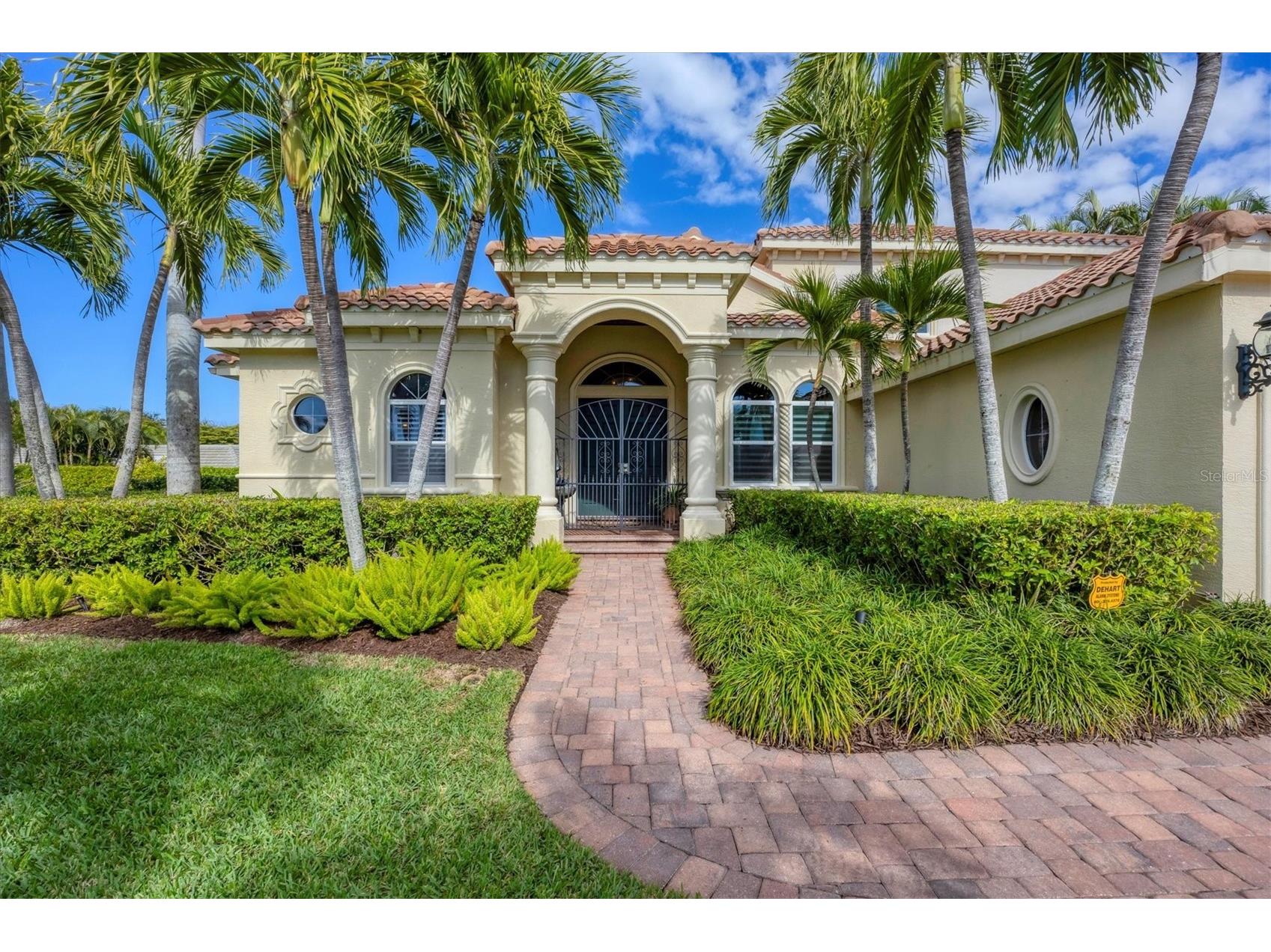 381 Bob White Drive Sarasota FL 34236 A4678714 image2
