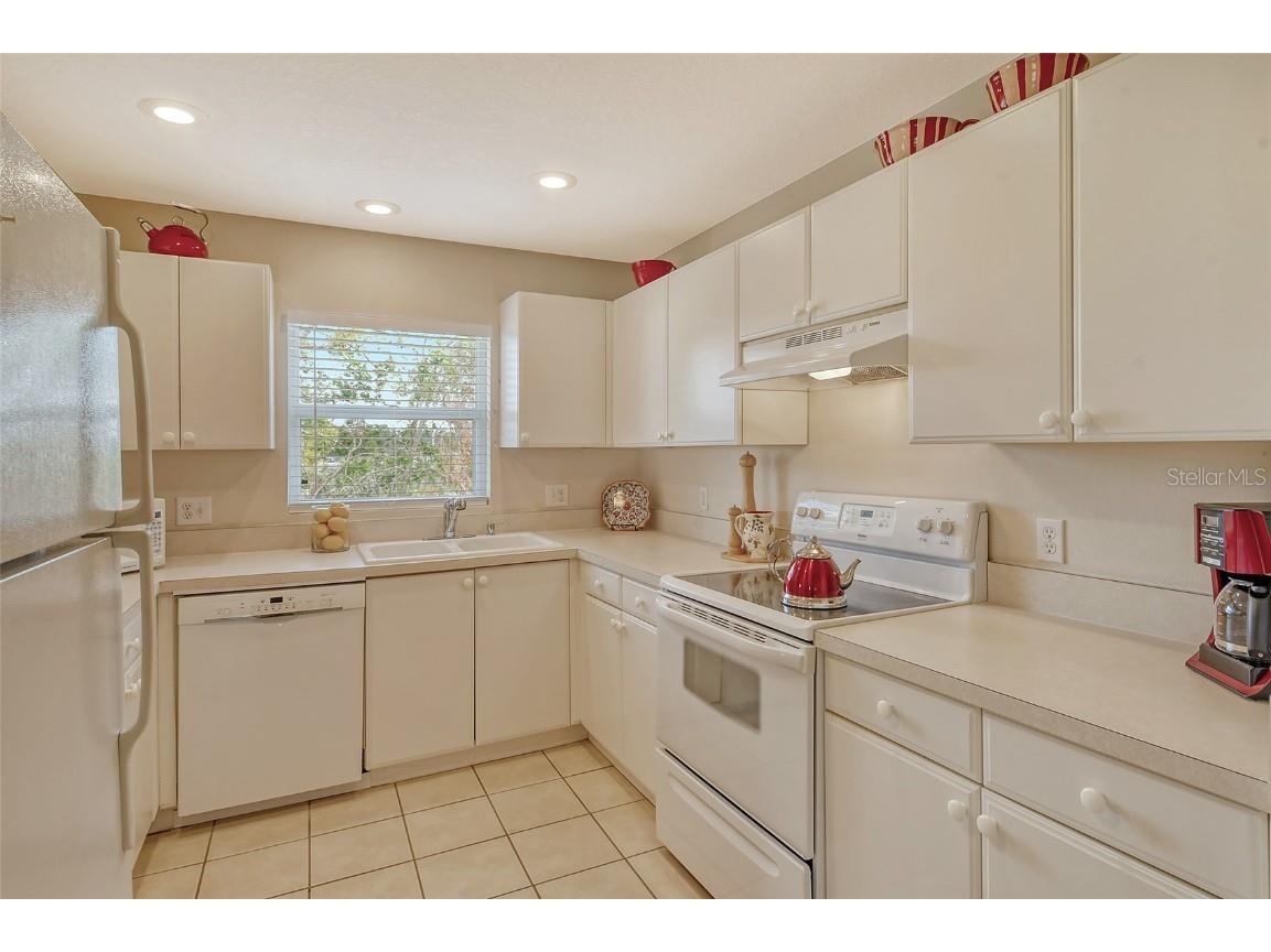 381 Bobby Jones Road #381 Sarasota FL 34232 A4669463 image16