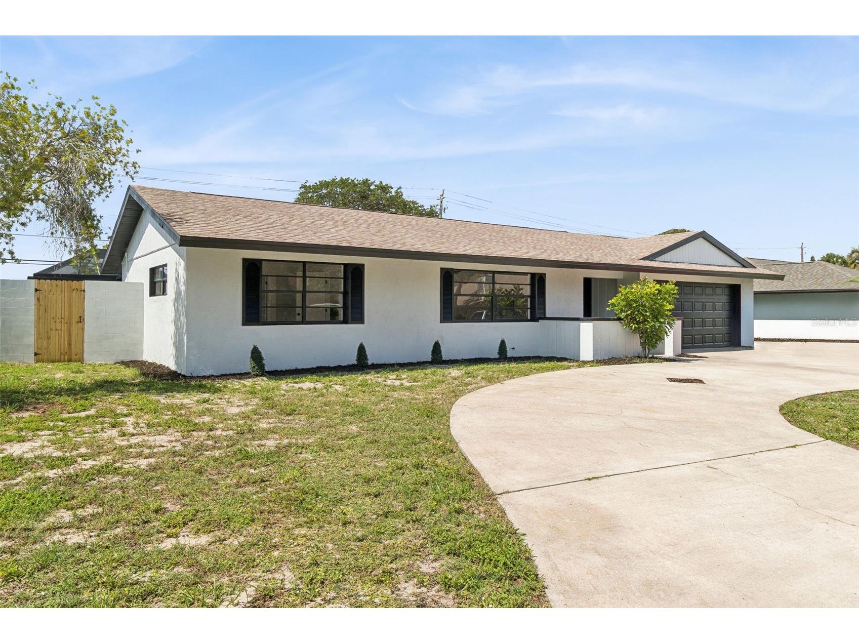 381 E Riviera Boulevard Indialantic FL 32903 O6419332 image2