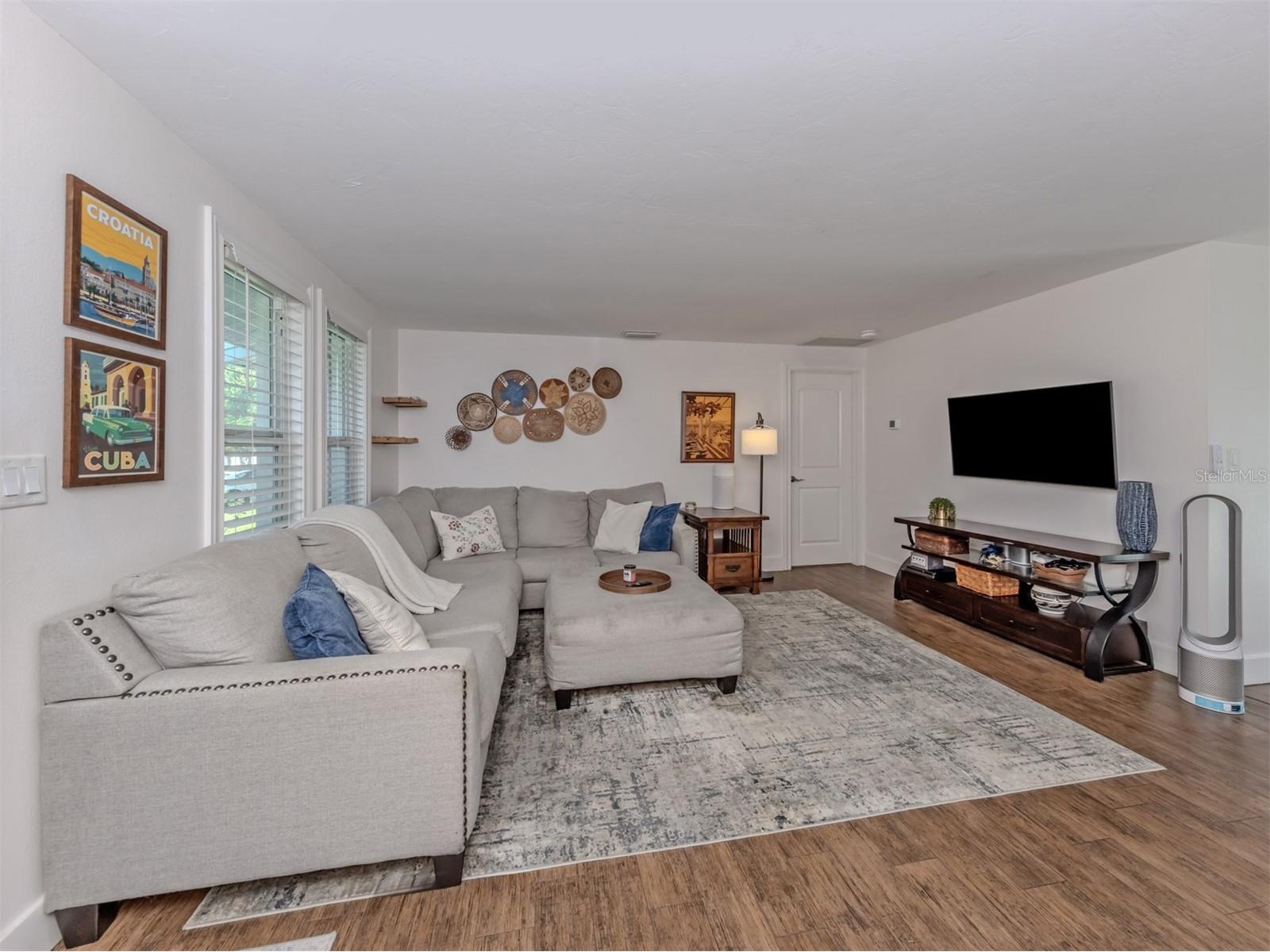 381 Falkland Road Venice FL 34293 N6144399 image6