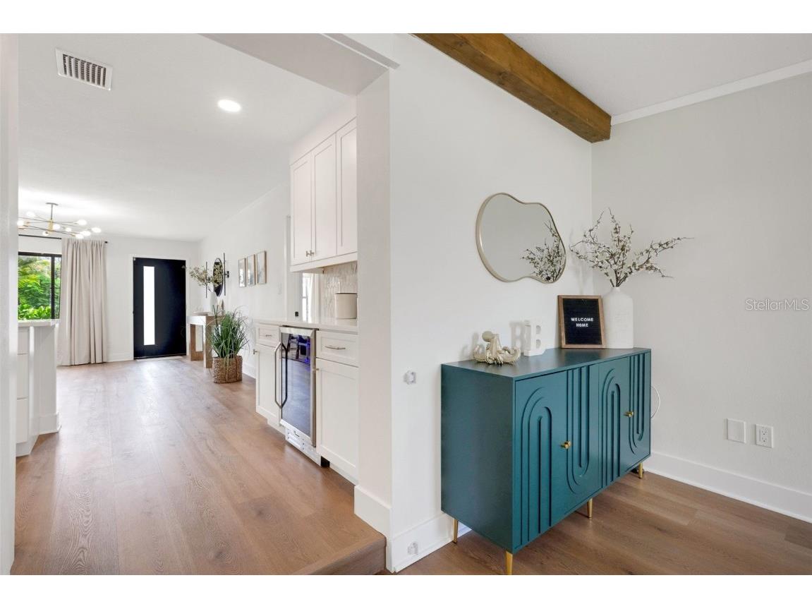 381 Kingfish Drive SE Saint Petersburg FL 33705 TB8414298 image18