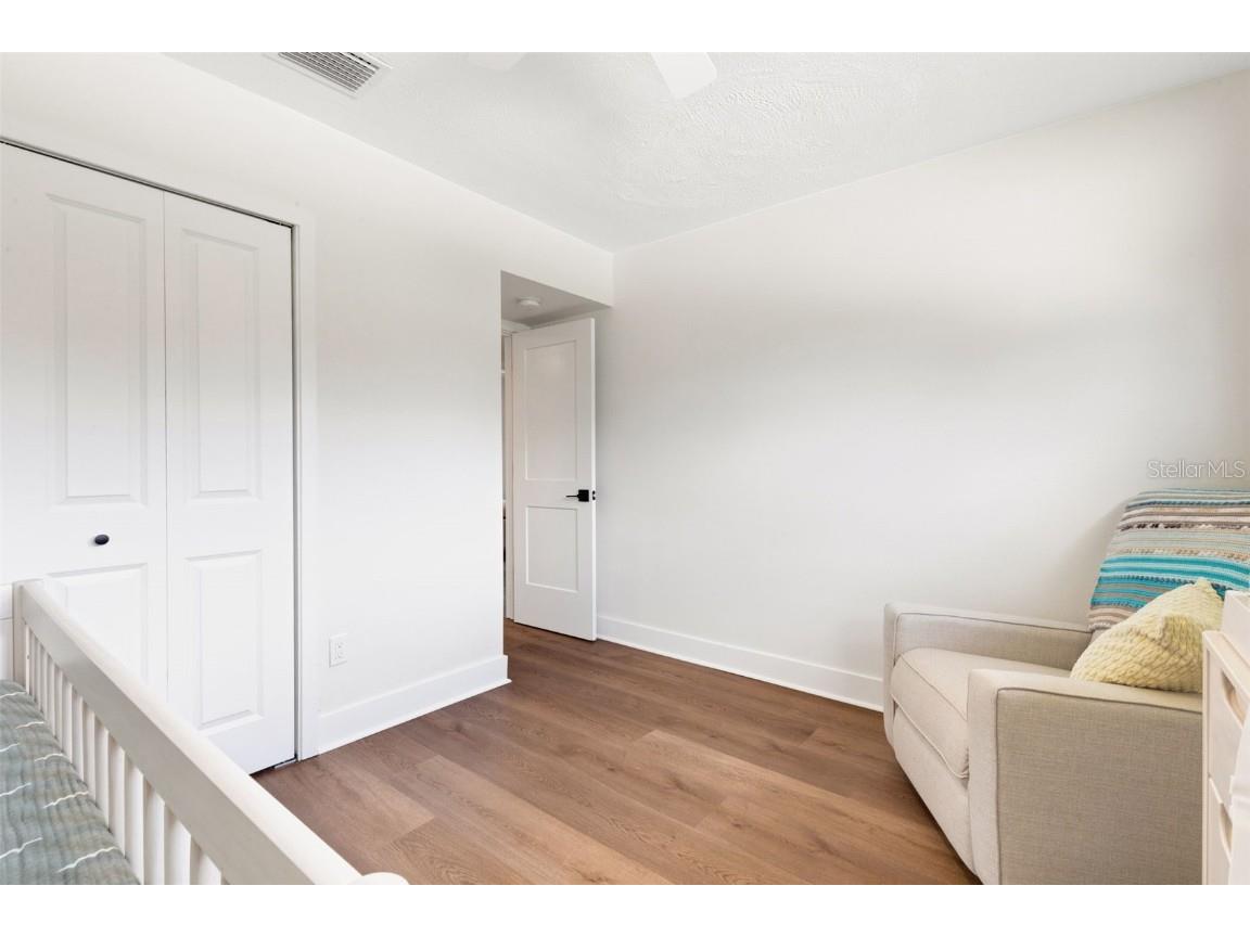 381 Kingfish Drive SE Saint Petersburg FL 33705 TB8414298 image24