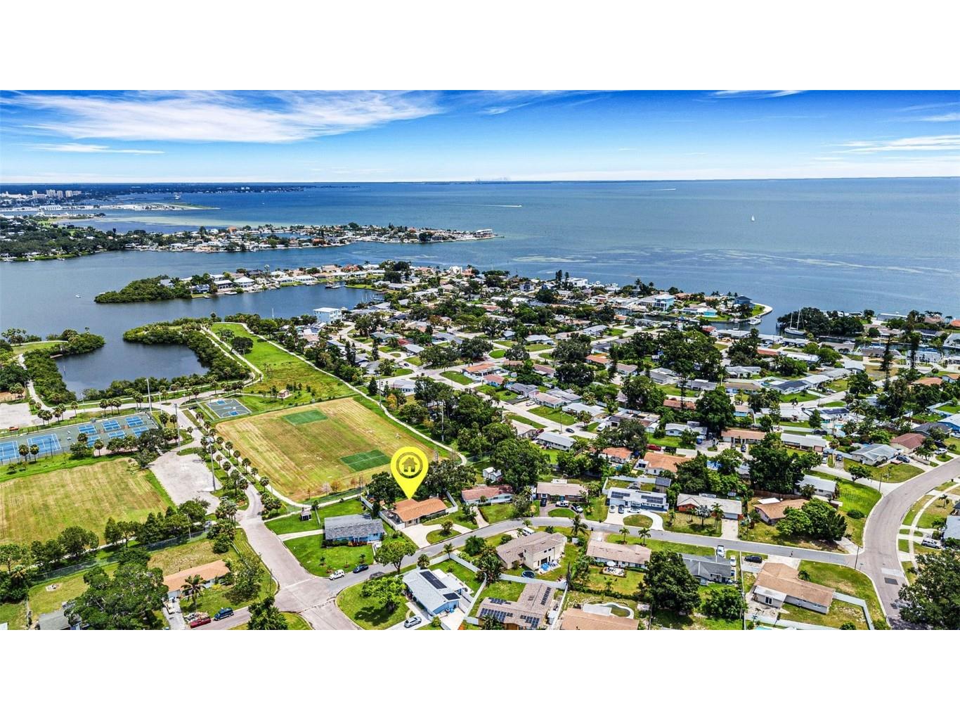 381 Kingfish Drive SE Saint Petersburg FL 33705 TB8414298 image37