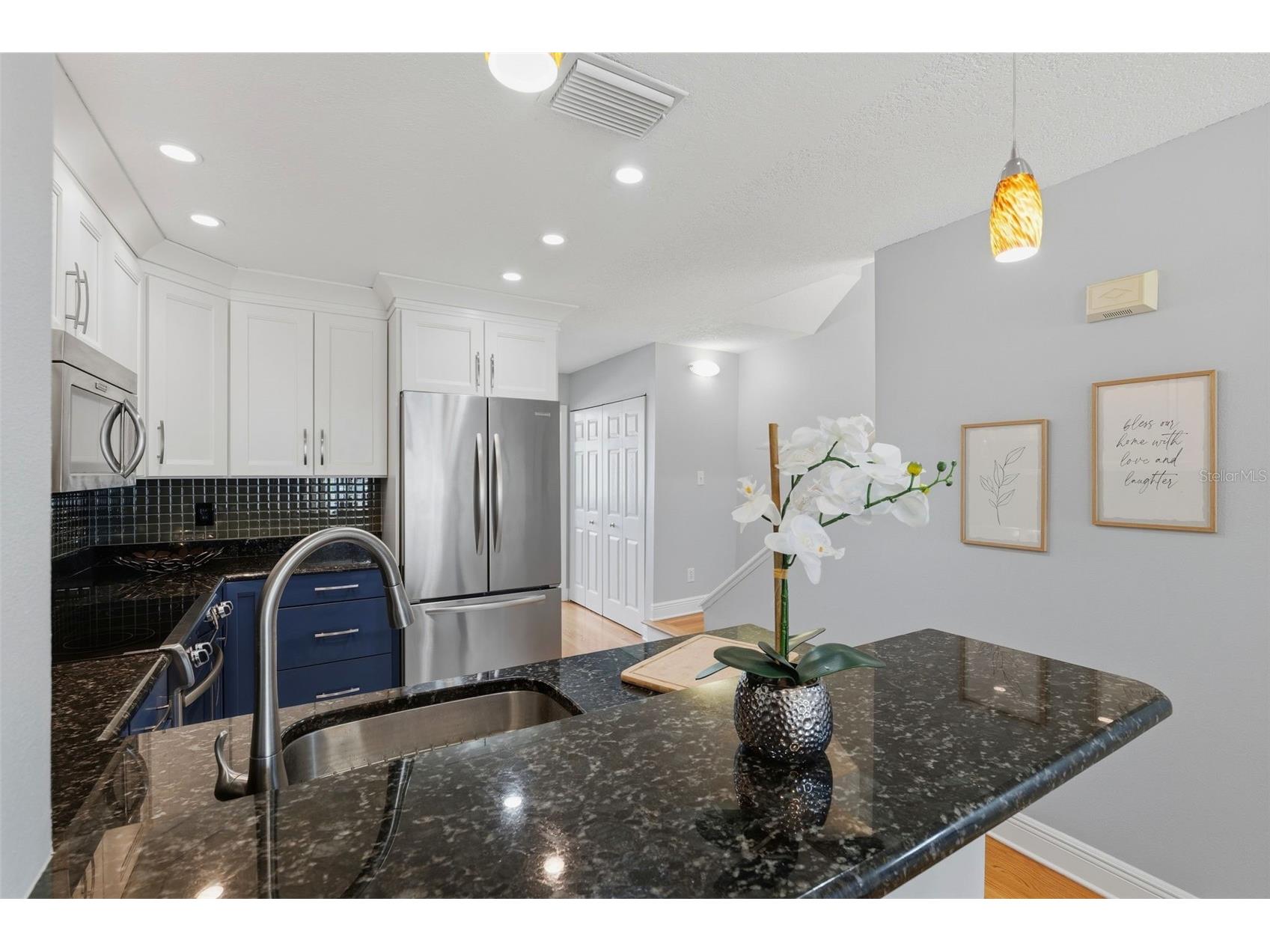 381 Madeira Circle Tierra Verde FL 33715 TB8498728 image13