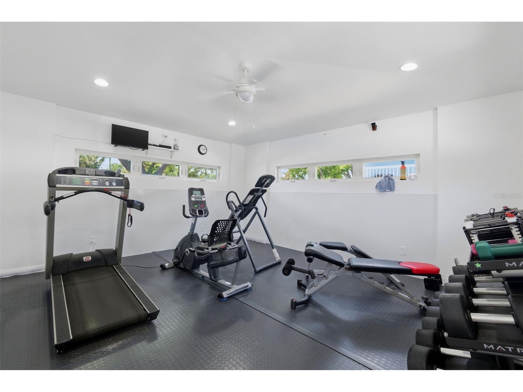 381 Madeira Circle Tierra Verde FL 33715 TB8498728 image40