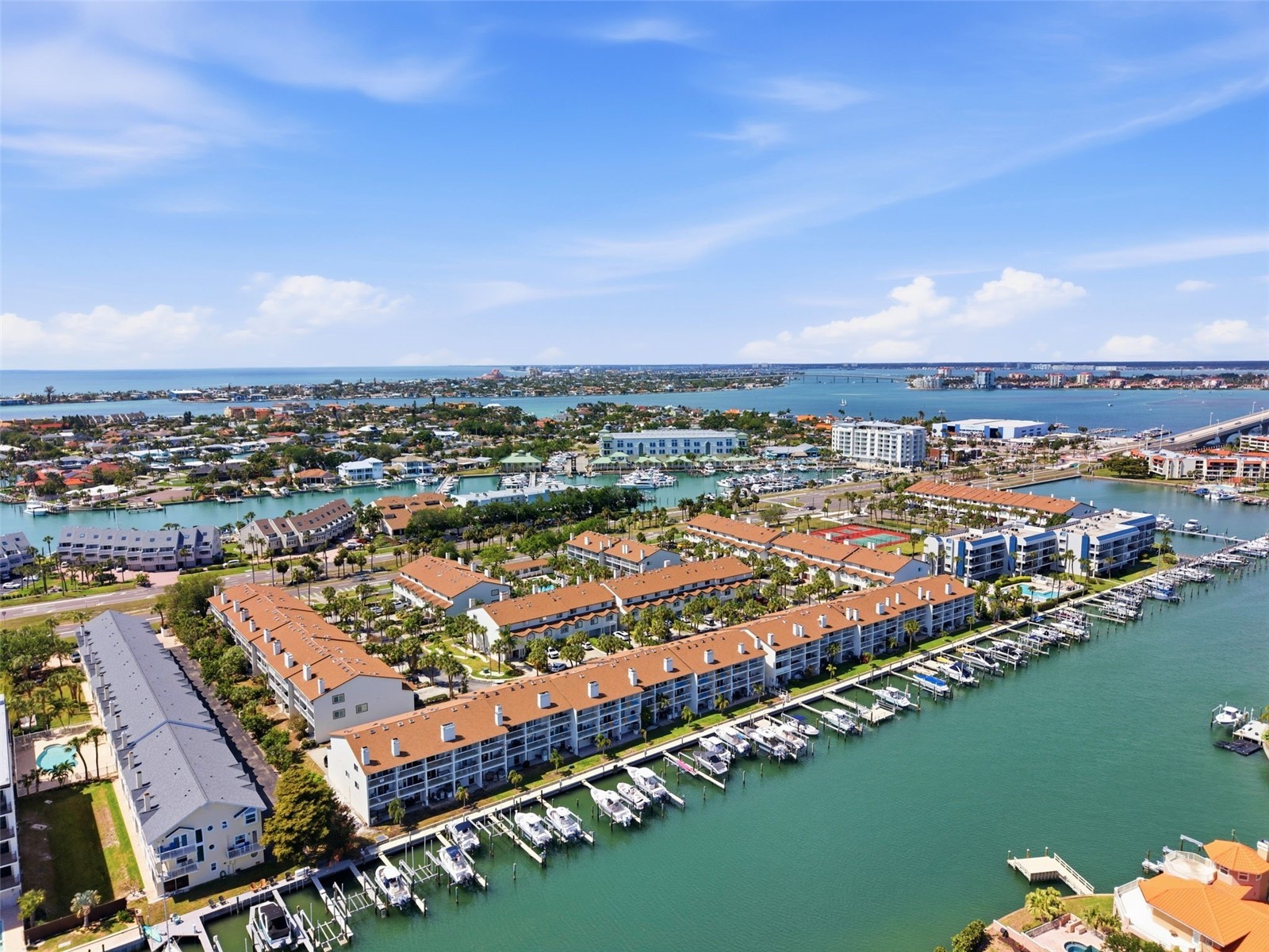 381 Madeira Circle Tierra Verde FL 33715 TB8498728 image44