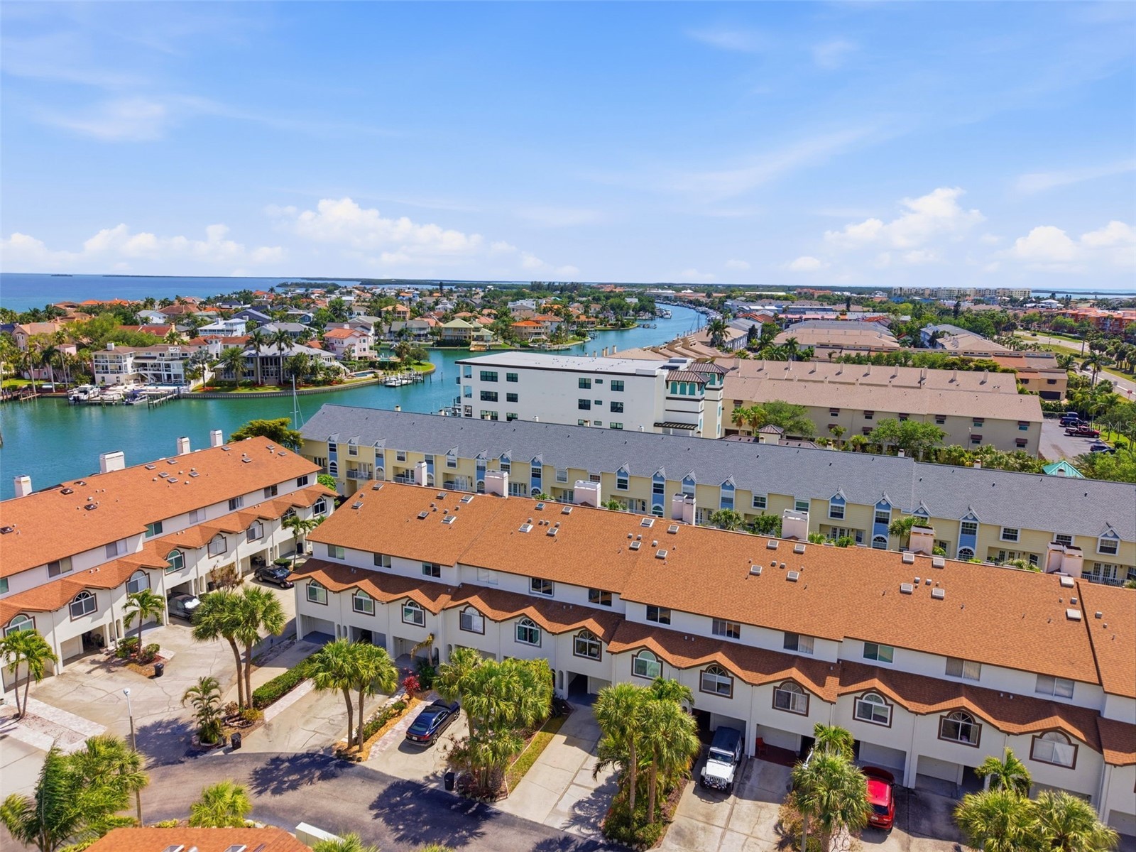 381 Madeira Circle Tierra Verde FL 33715 TB8498728 image46