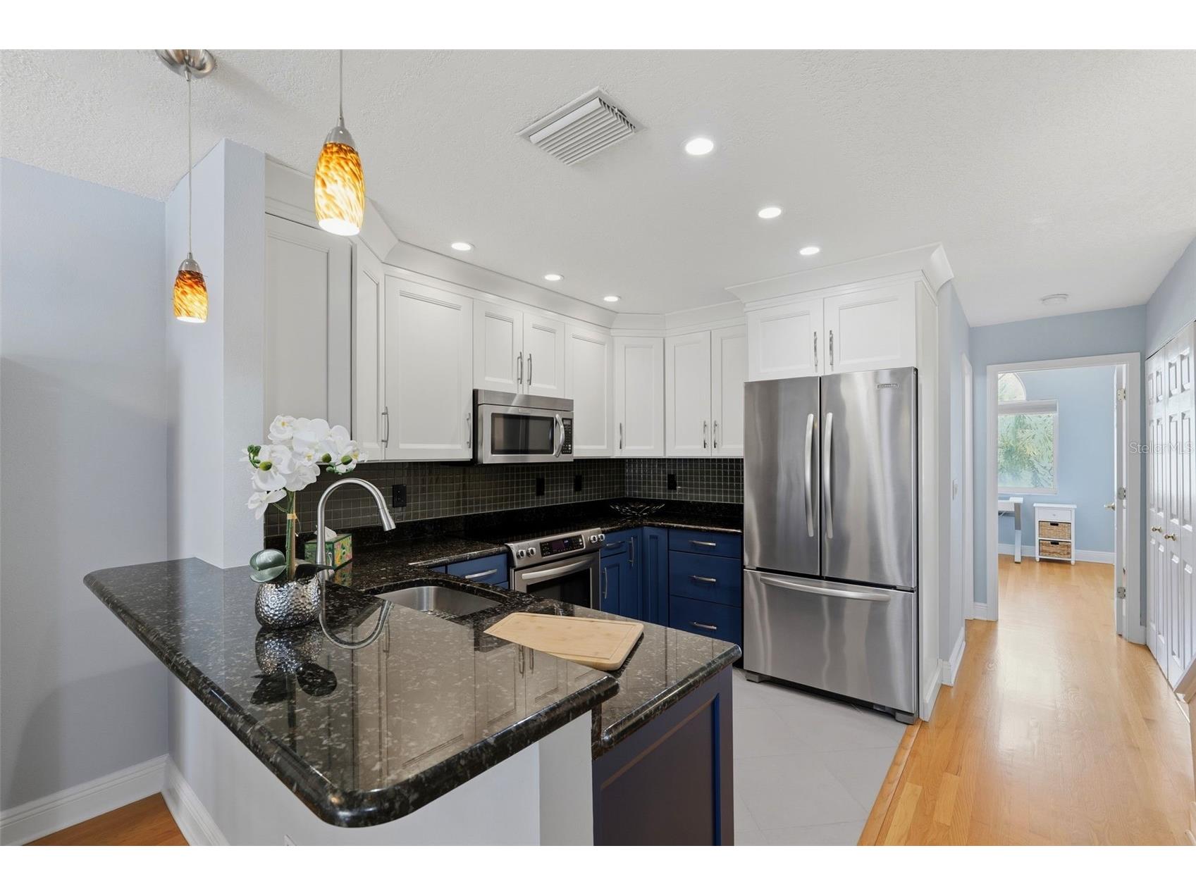 381 Madeira Circle Tierra Verde FL 33715 TB8523096 image10