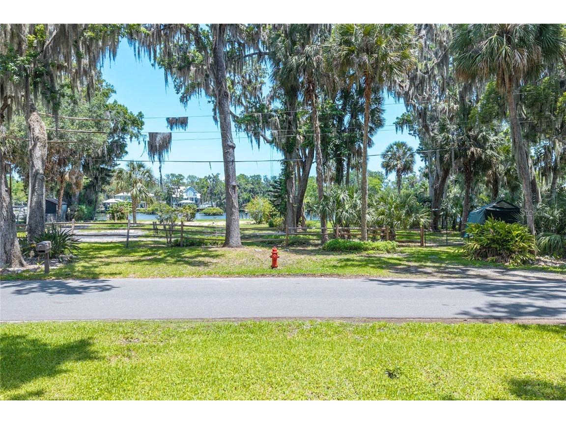 381 NW Magnolia Circle Crystal River FL 34428 - CRYSTAL RIVER OM701789 image4