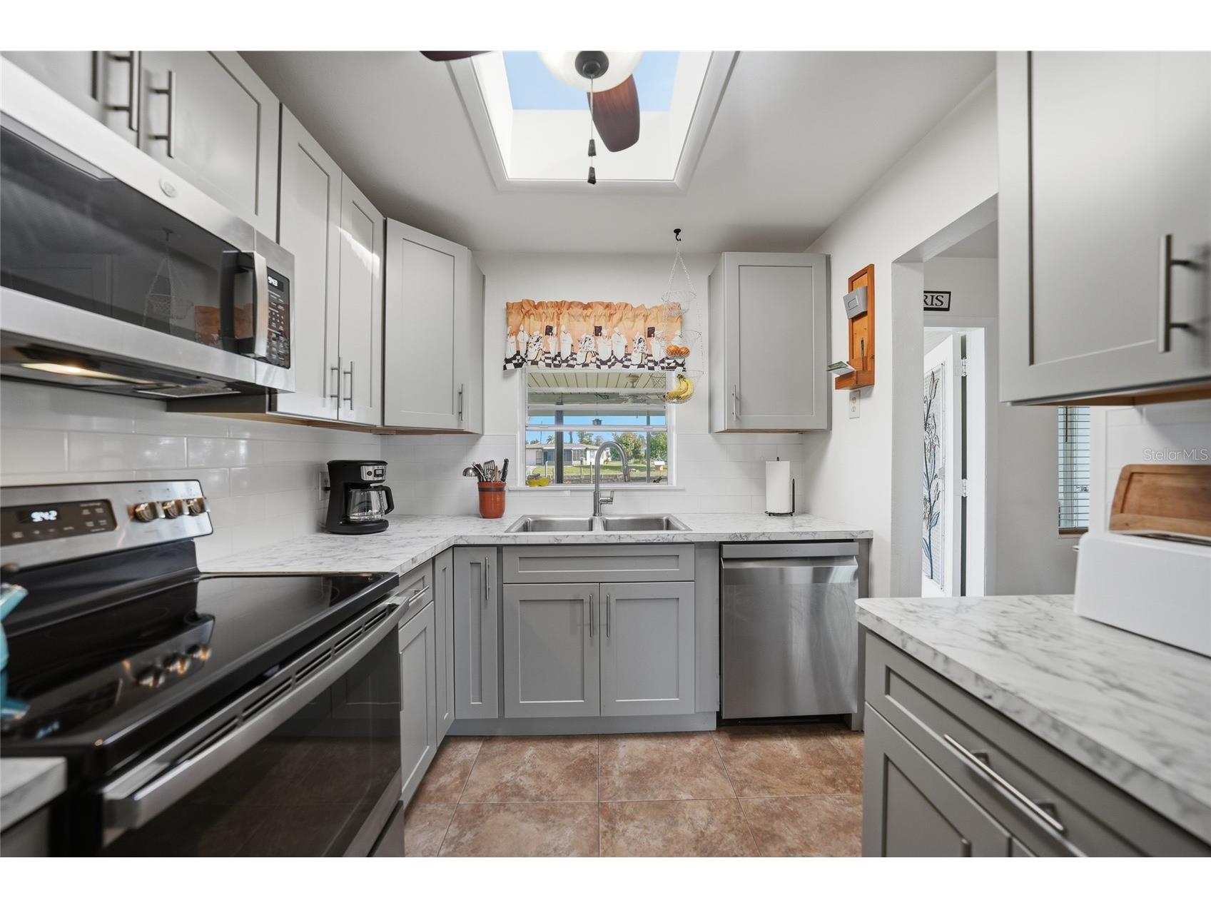 381 Weber Terrace Port Charlotte FL 33952 D6146853 image11
