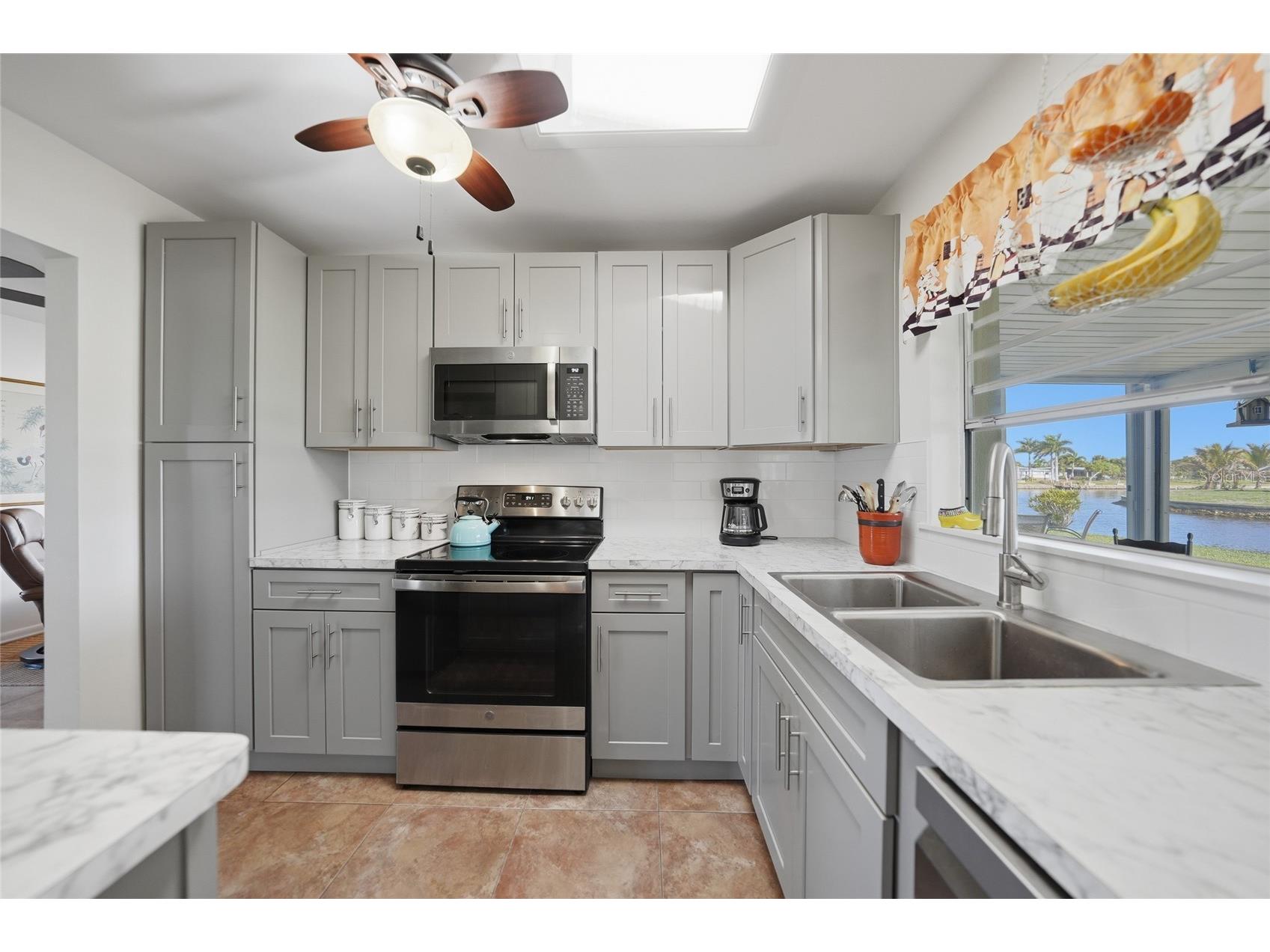 381 Weber Terrace Port Charlotte FL 33952 D6146853 image12