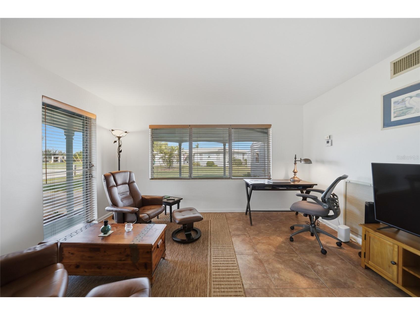 381 Weber Terrace Port Charlotte FL 33952 D6146853 image4