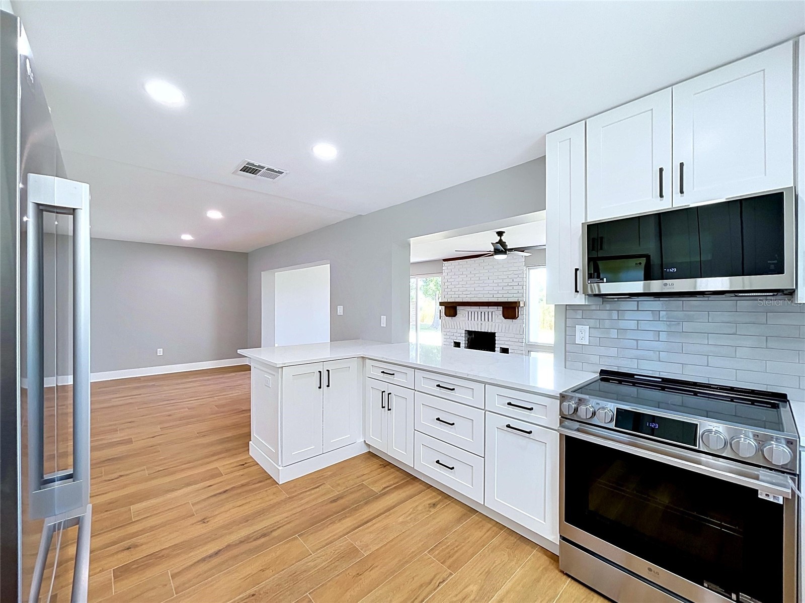 381 Westwinds Drive Palm Harbor FL 34683 TB8516559 image14