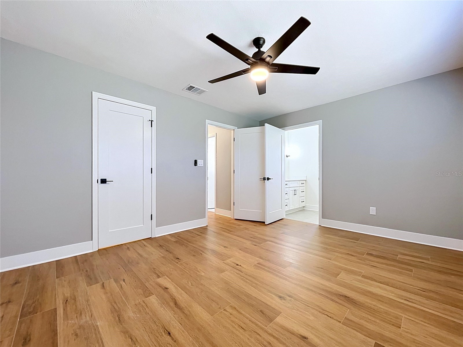 381 Westwinds Drive Palm Harbor FL 34683 TB8516559 image30
