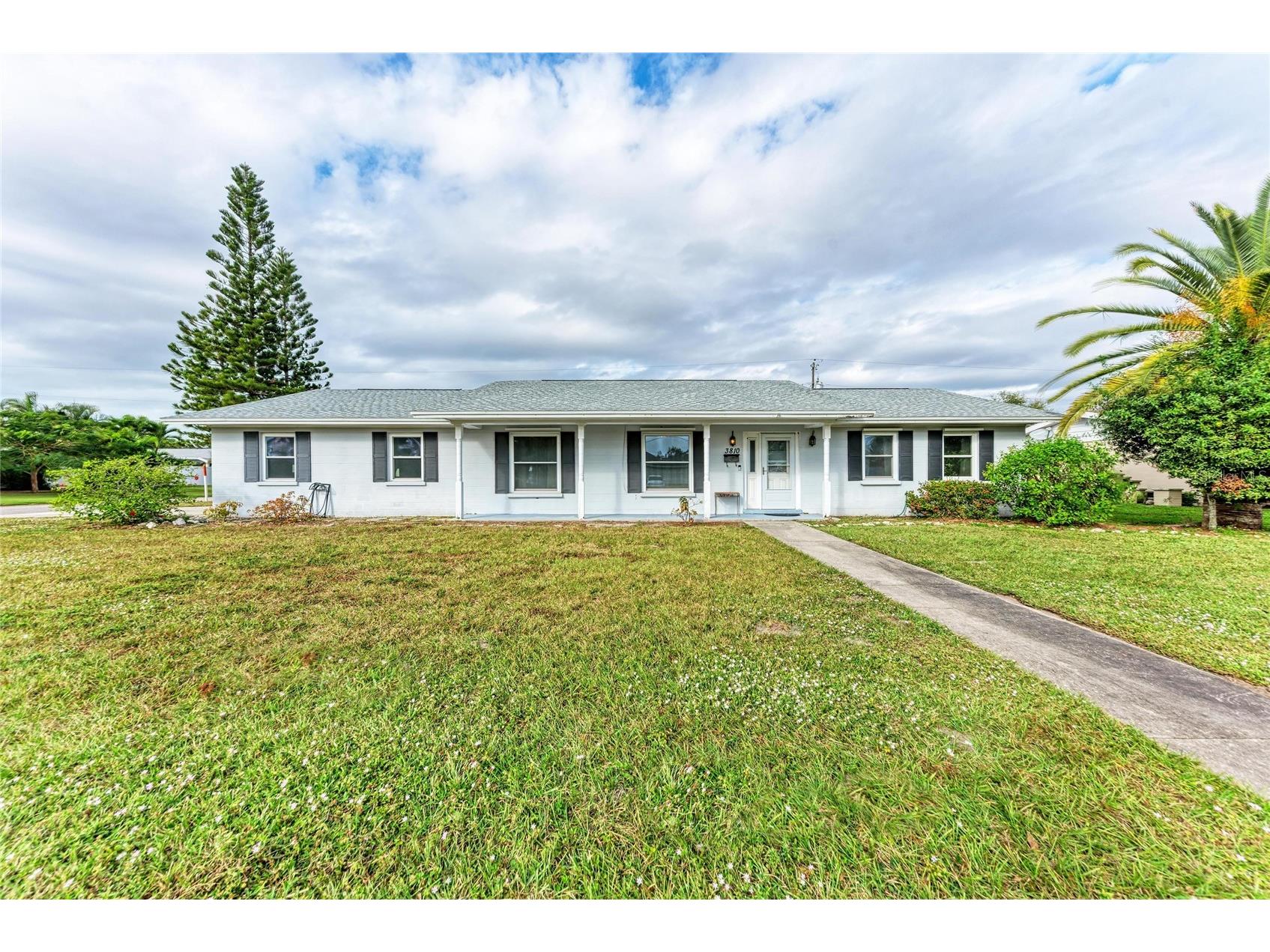 3810 18th Avenue W Bradenton FL 34205 A4675682 image1