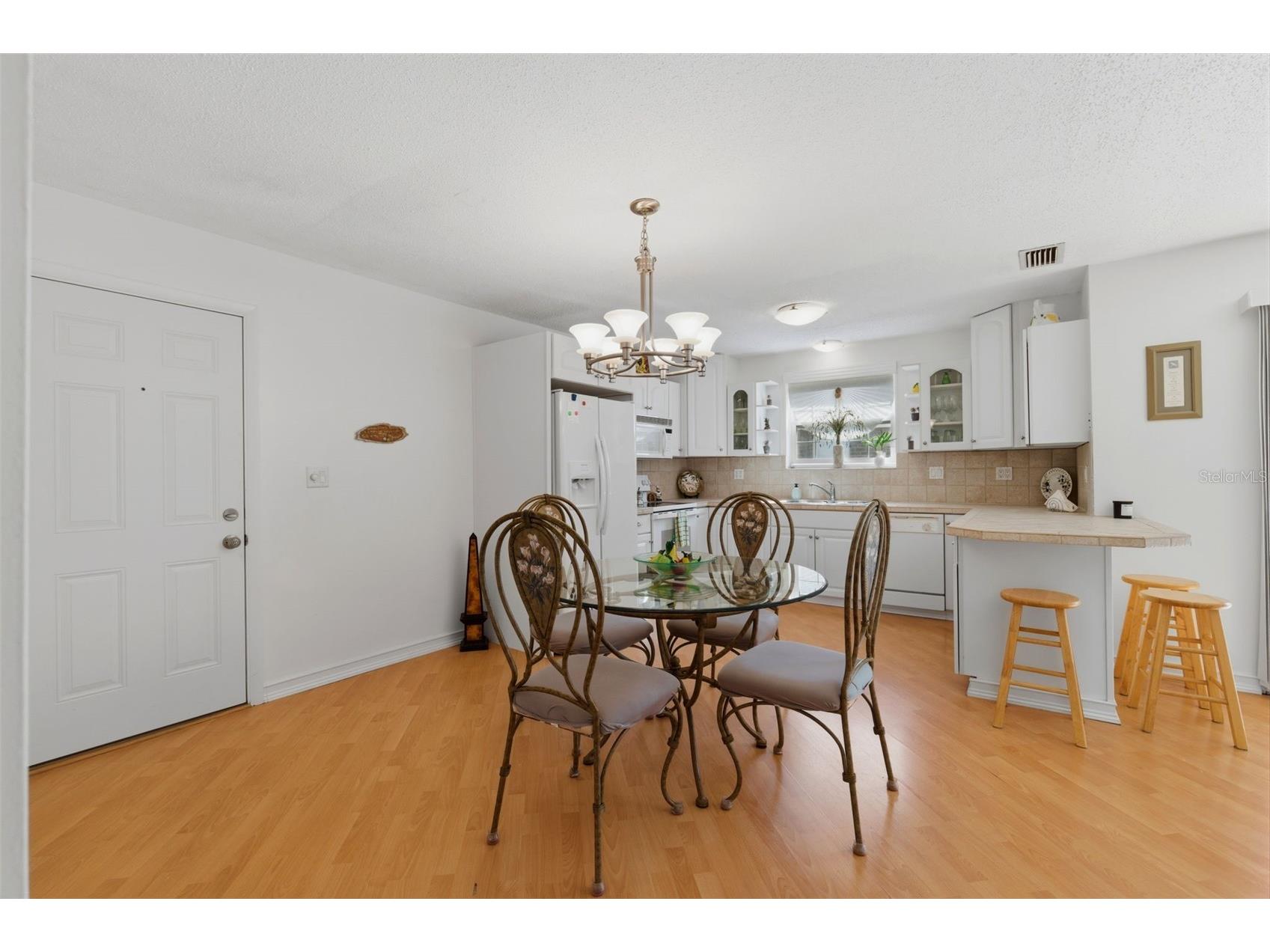 3810 37th Street S #63 Saint Petersburg FL 33711 TB8490722 image11