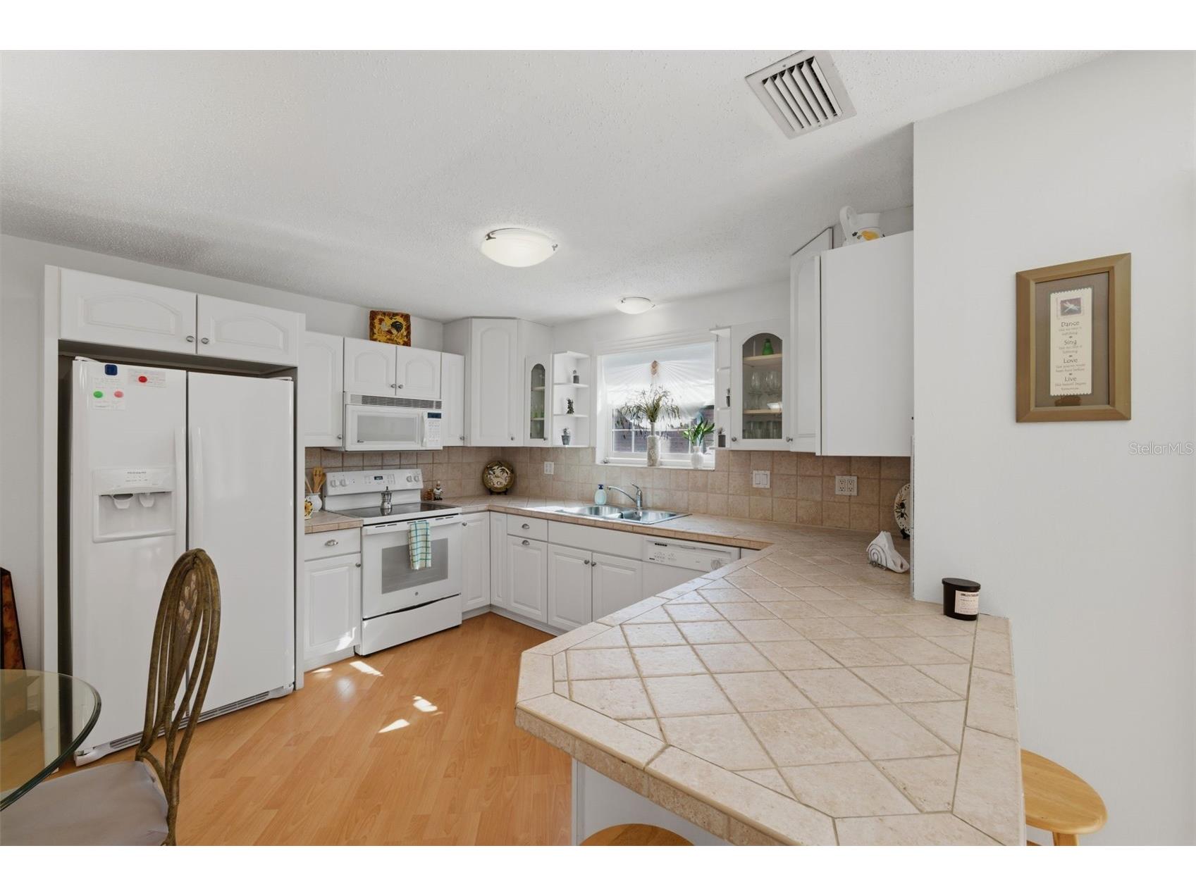 3810 37th Street S #63 Saint Petersburg FL 33711 TB8490722 image9