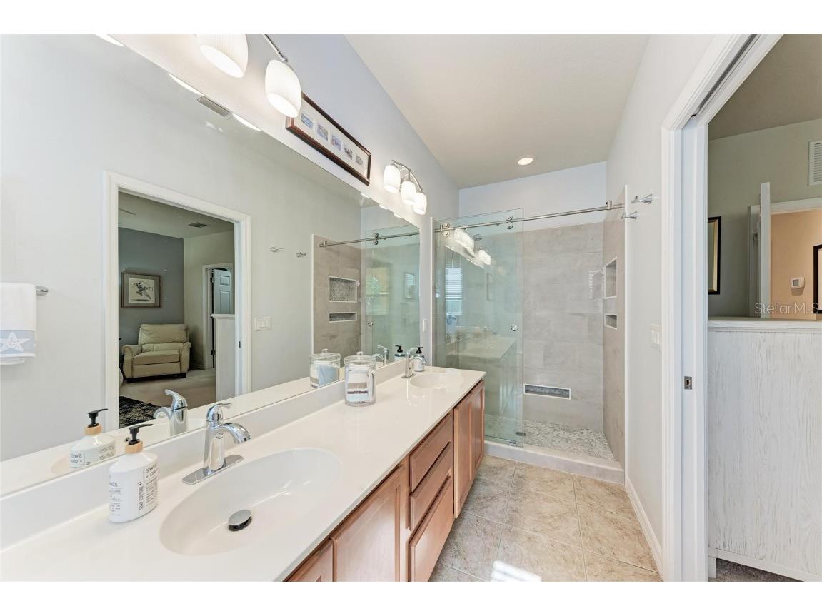 3810 82nd Avenue Circle E #106 Sarasota FL 34243 TB8455758 image21