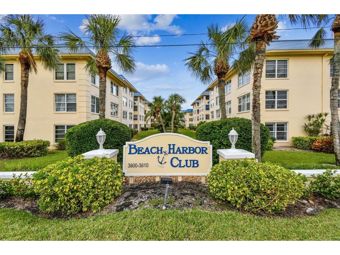 3810 Gulf Of Mexico Drive #F102 Longboat Key FL 34228 U8200438 image1