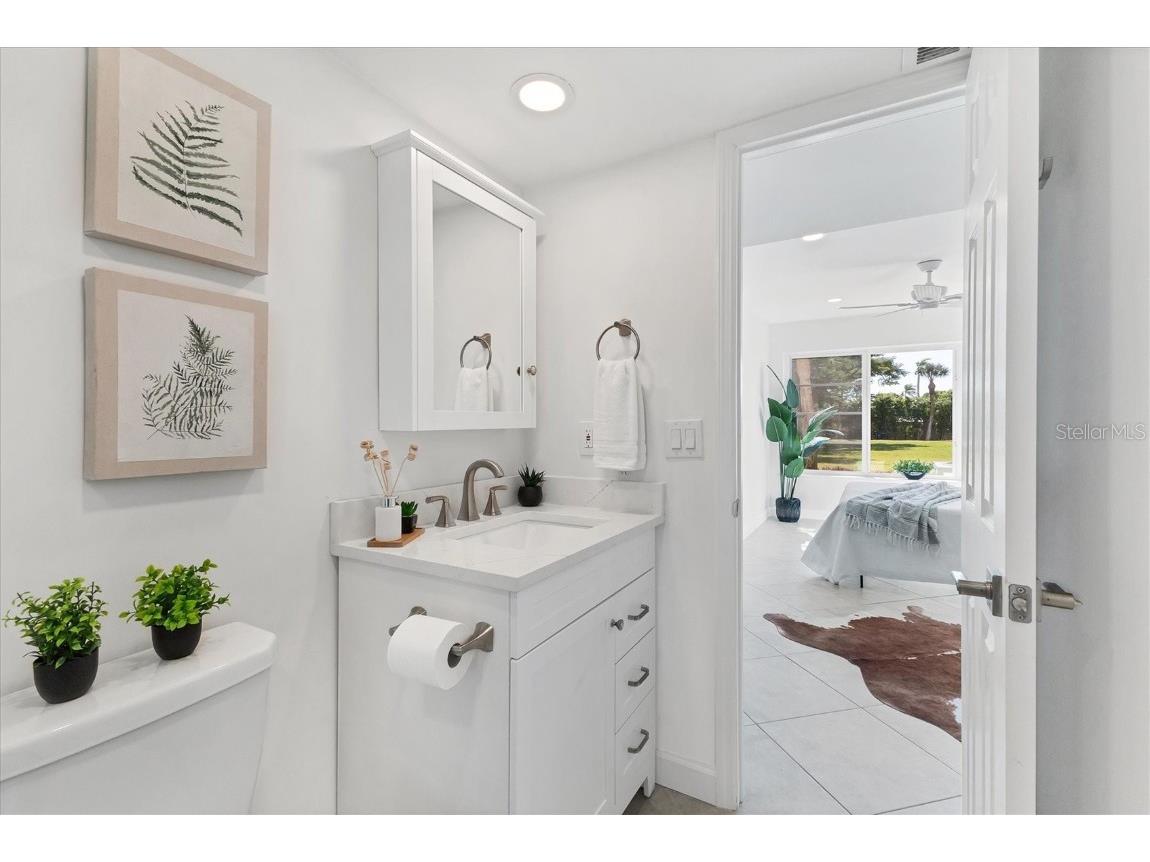 3810 Gulf Of Mexico Drive #F105 Longboat Key FL 34228 A4669649 image26