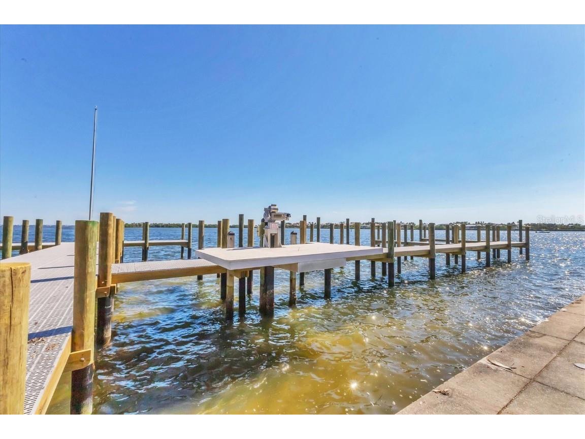 3810 Gulf Of Mexico Drive #F105 Longboat Key FL 34228 A4669649 image31