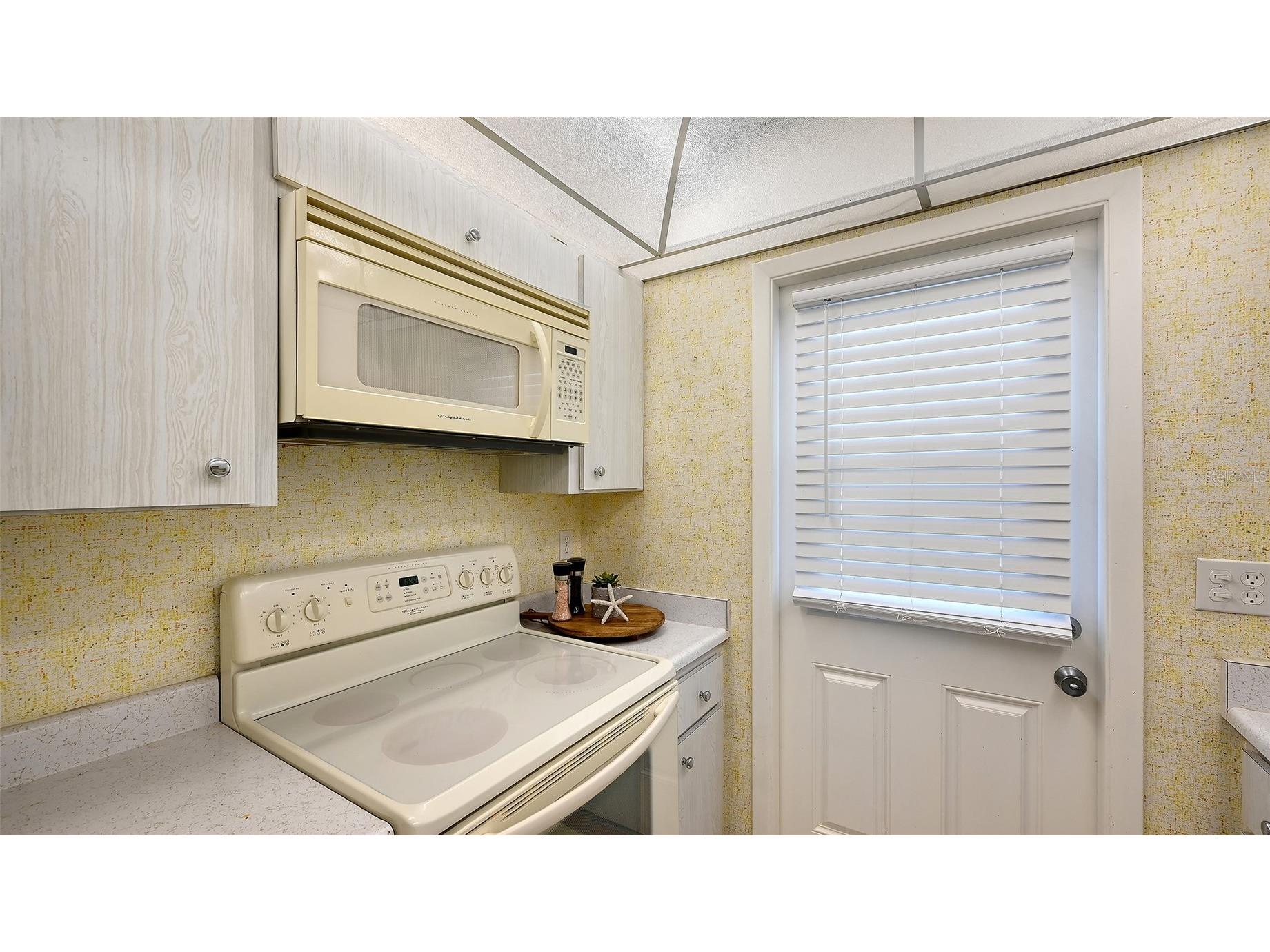 3810 Gulf Of Mexico Drive #F206 Longboat Key FL 34228 A4686238 image13