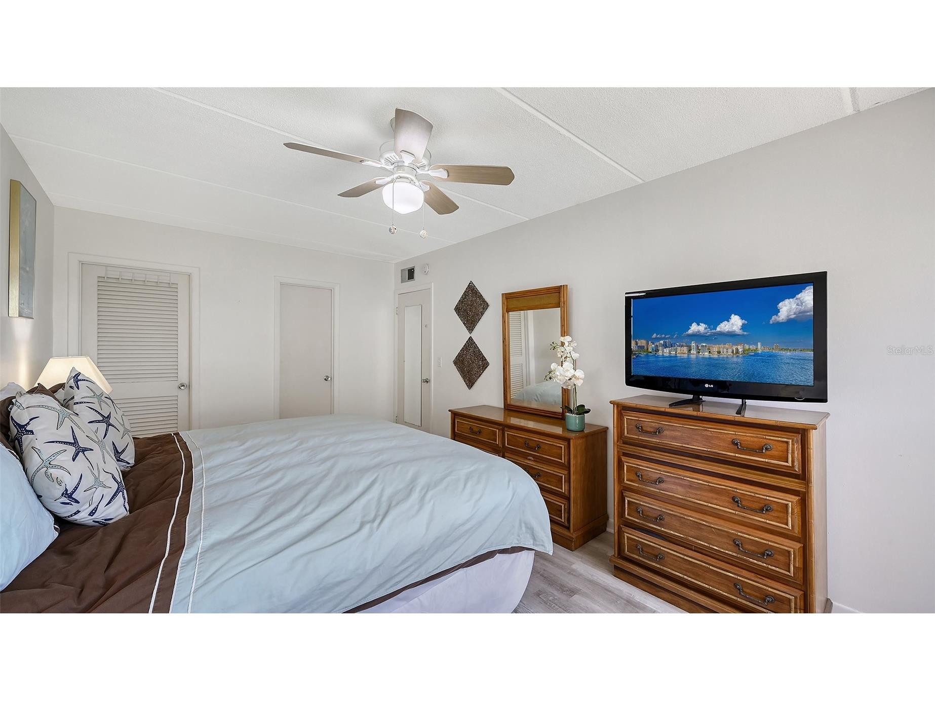 3810 Gulf Of Mexico Drive #F206 Longboat Key FL 34228 A4686238 image16