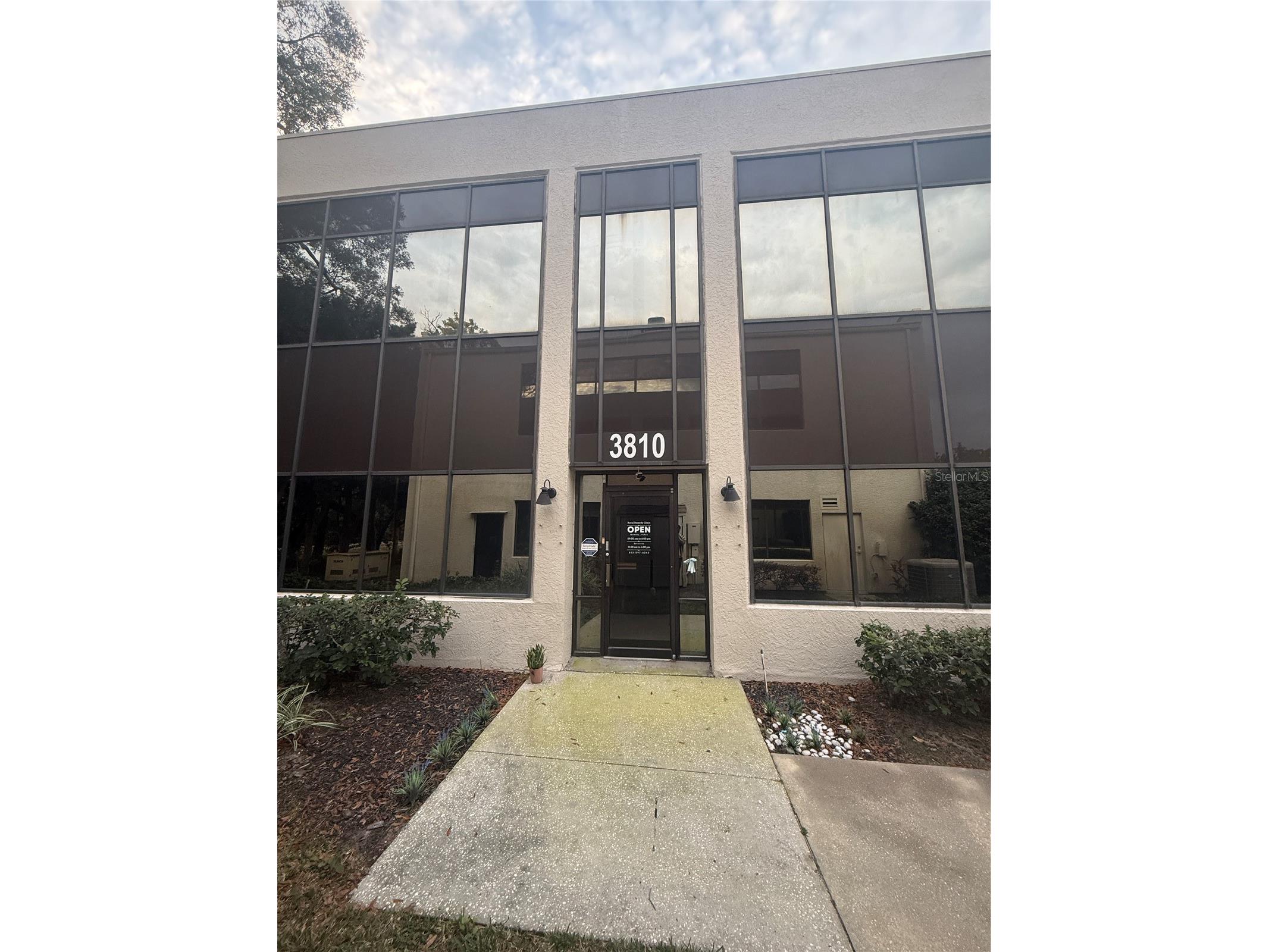 3810 Gunn Highway Tampa FL 33618 TB8464737 image1