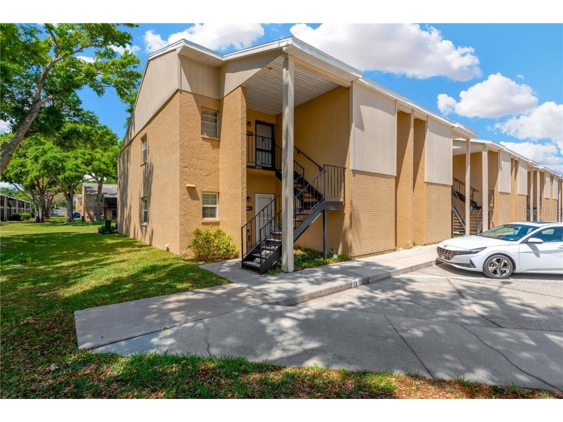 3810 N Oak Drive #N71 Tampa FL 33611 TB8356937 image1