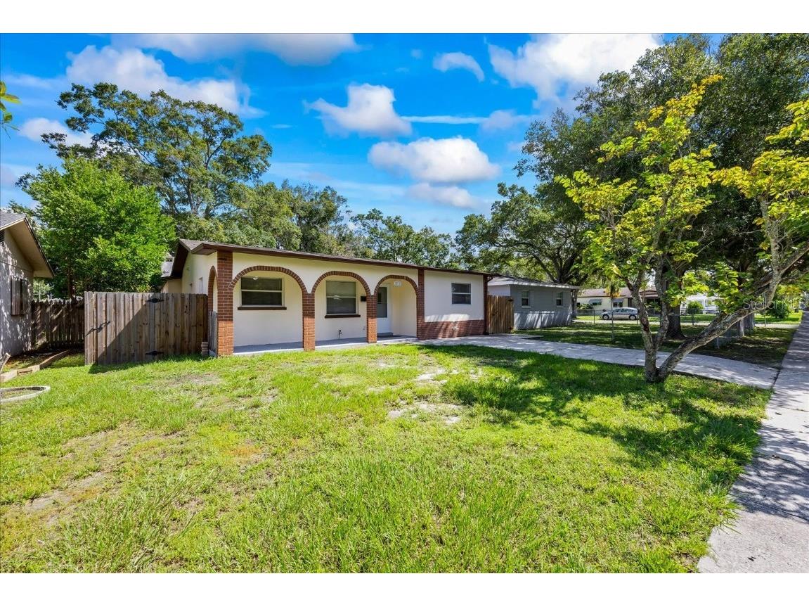 3811 39th Avenue N Saint Petersburg FL 33714 U8254940 image1
