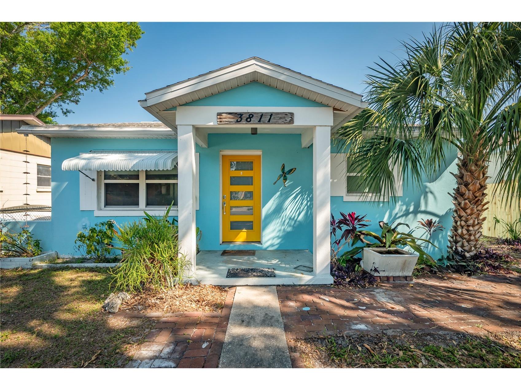 3811 44th Avenue N Saint Petersburg FL 33714 TB8494299 image1
