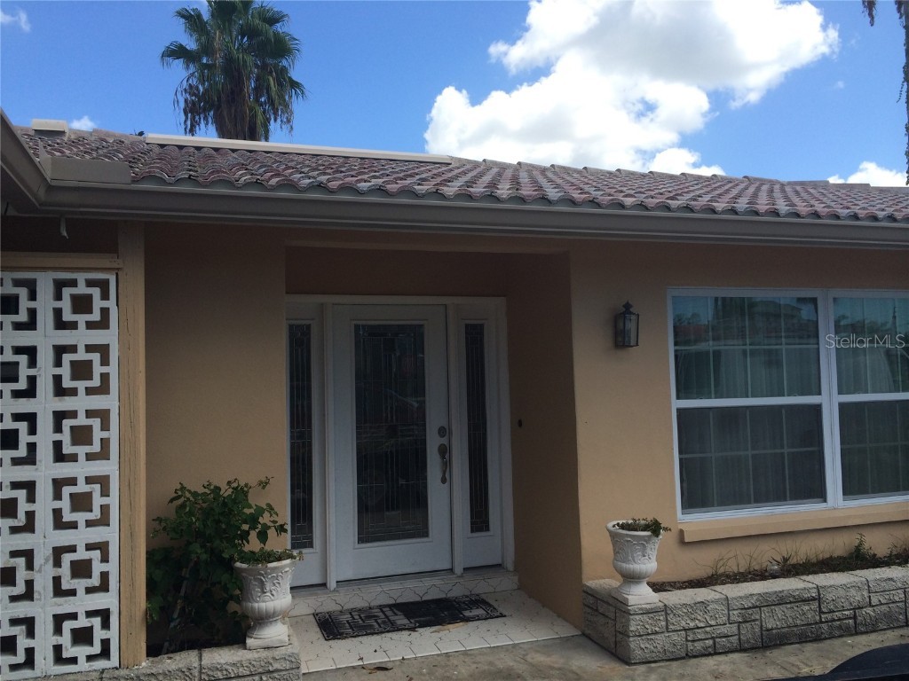 3811 Headsail Drive New Port Richey FL 34652 W7854906 image1