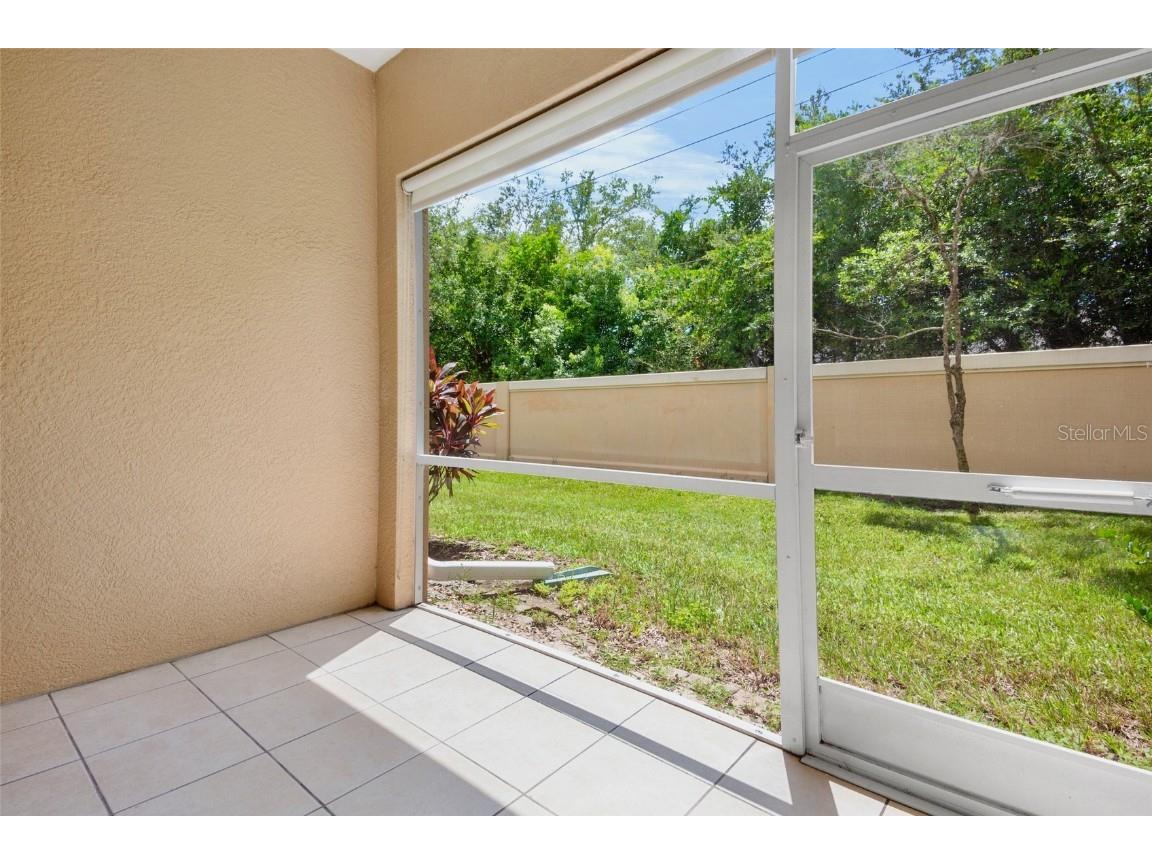 3811 Parkridge Circle #2-104 Sarasota FL 34243 A4660878 image16