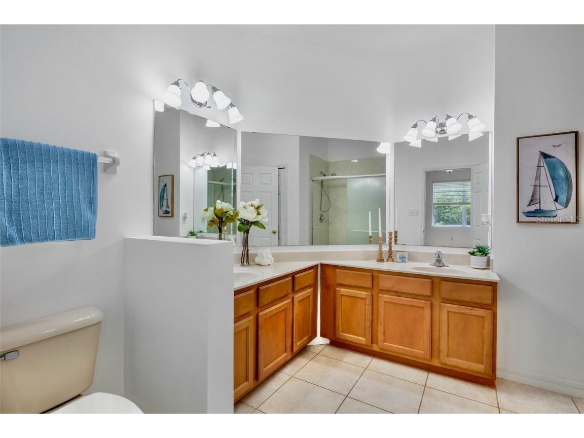 3811 Parkridge Circle #2-104 Sarasota FL 34243 A4660878 image23