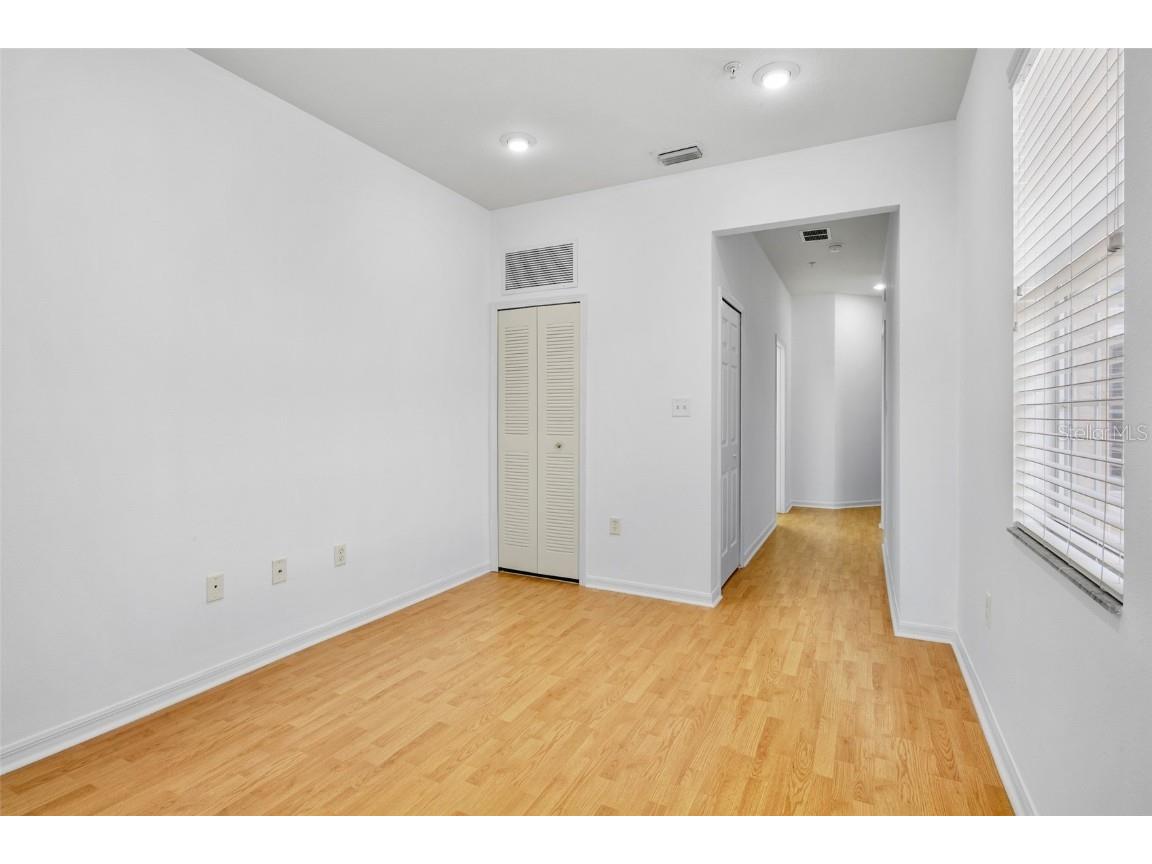 3811 Parkridge Circle #2-104 Sarasota FL 34243 A4660878 image30