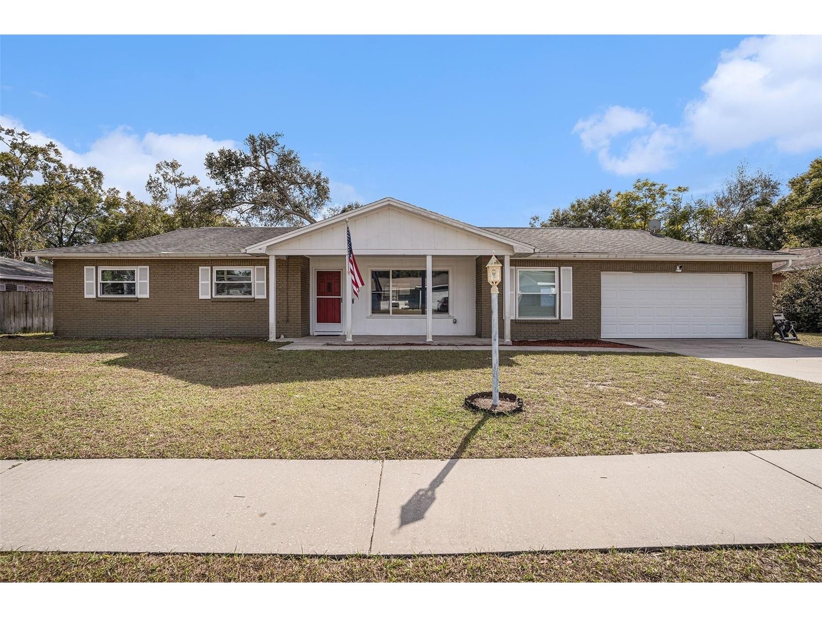 3811 Ravenna Drive Valrico FL 33594 TB8463432 image1