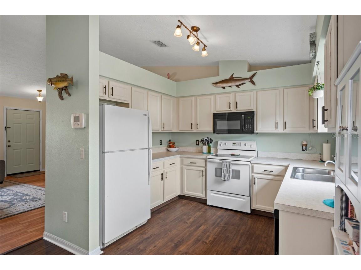 3811 S Red Eagle Terrace Homosassa FL 34448 TB8393591 image10