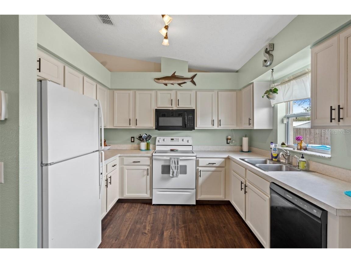 3811 S Red Eagle Terrace Homosassa FL 34448 TB8393591 image11