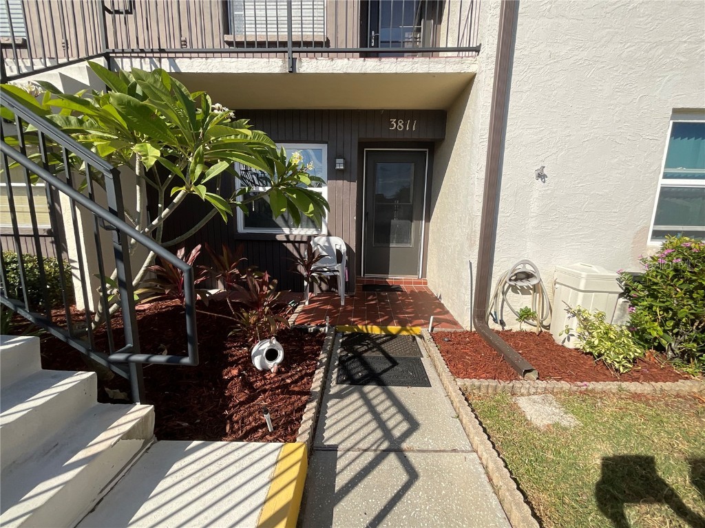 3811 Sailmaker Lane Holiday FL 34691 TB8449382 image1