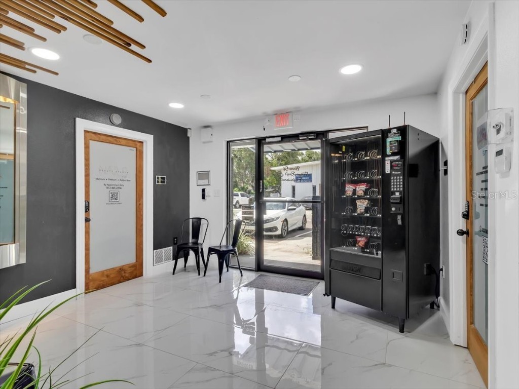 3811 W Sligh Avenue Tampa FL 33614 TB8415977 image7