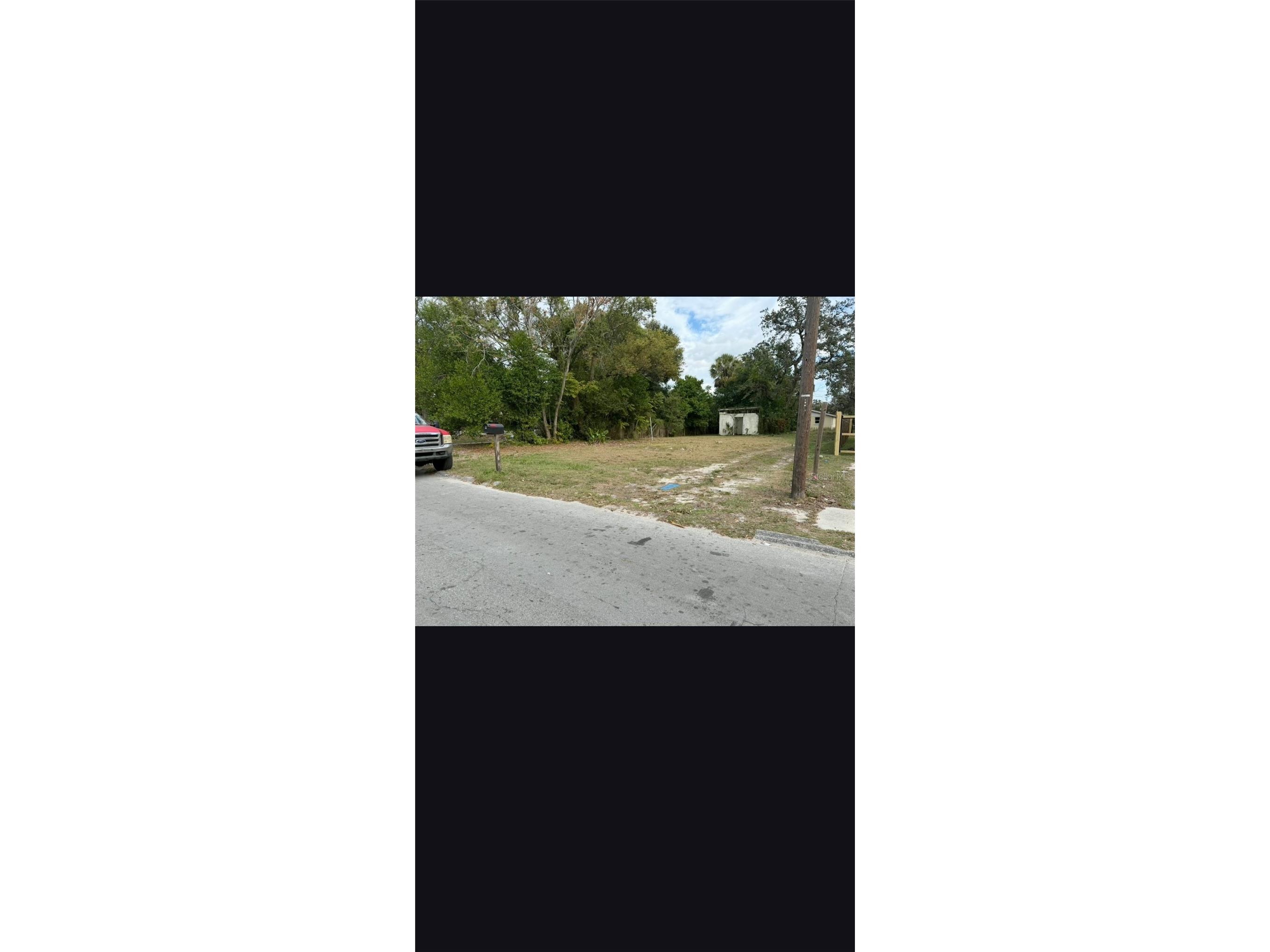 3811 Whittier Street Tampa FL 33619 TB8467312 image1