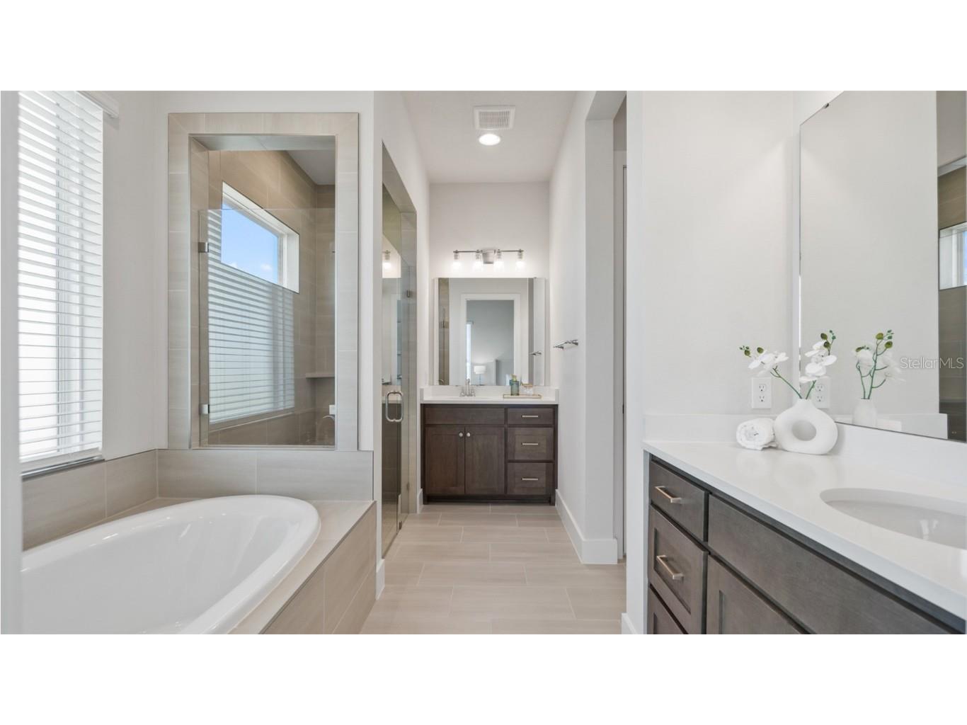 3812 109th Street East Palmetto FL 34221 TB8355933 image10