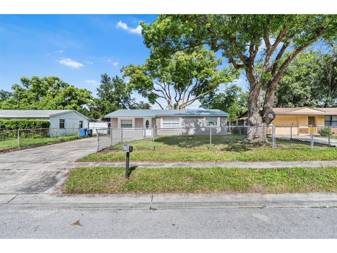 3812 Argon Drive Tampa FL 33619 TB8334360 image1