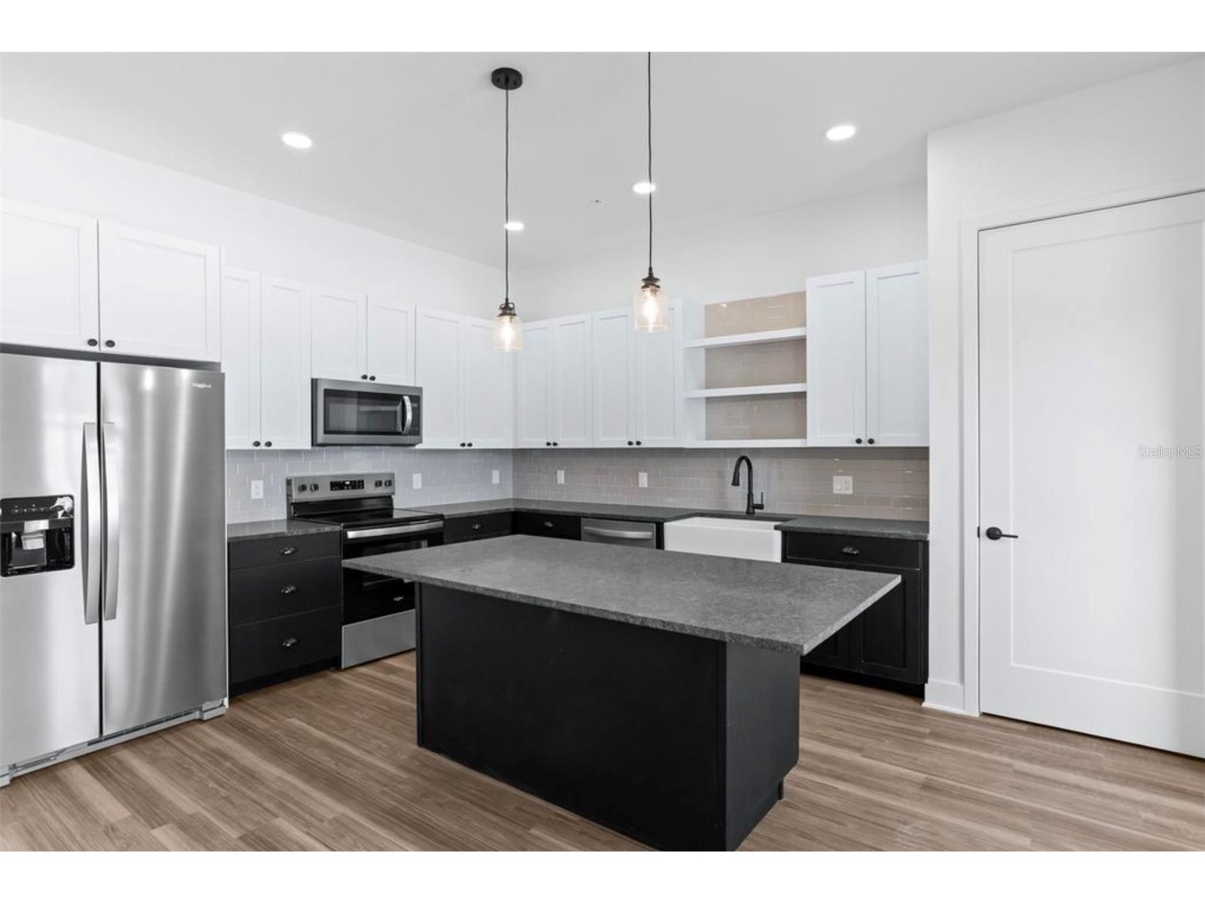 3812 Fern Hollow Place Tampa FL 33614 TB8514946 image5