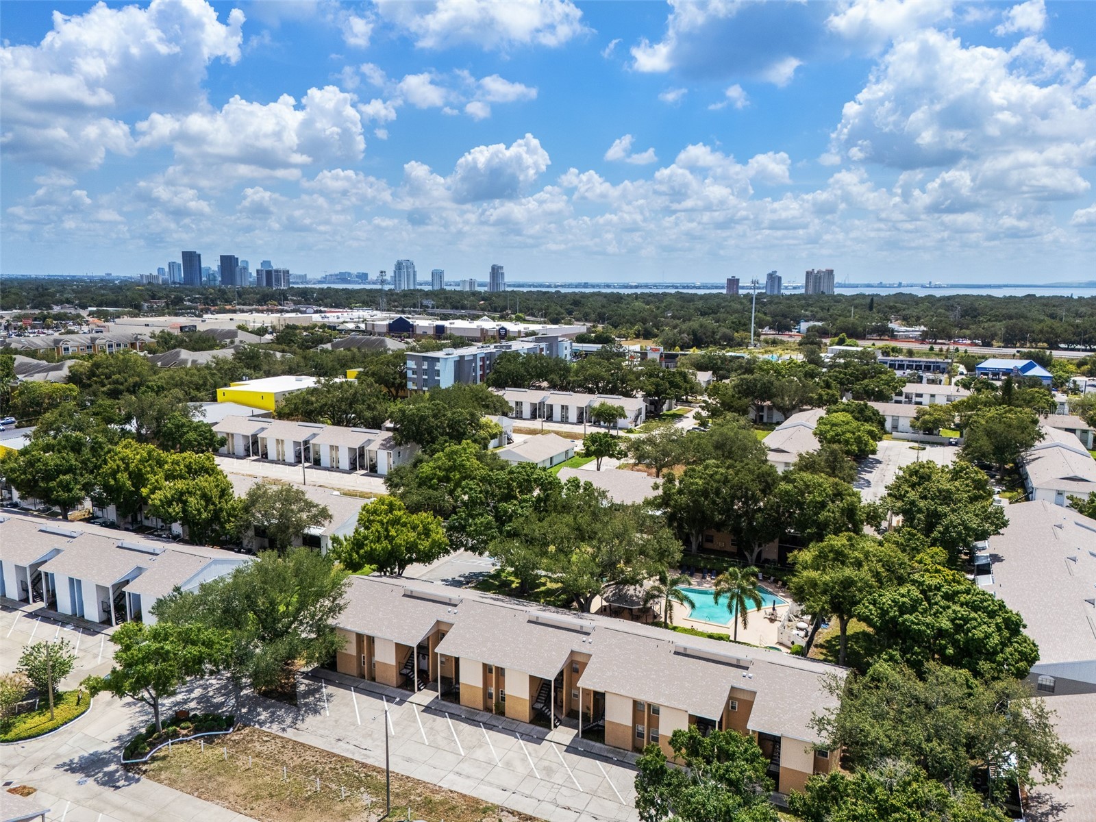 3812 N Oak Drive #M72 Tampa FL 33611 TB8526801 image1