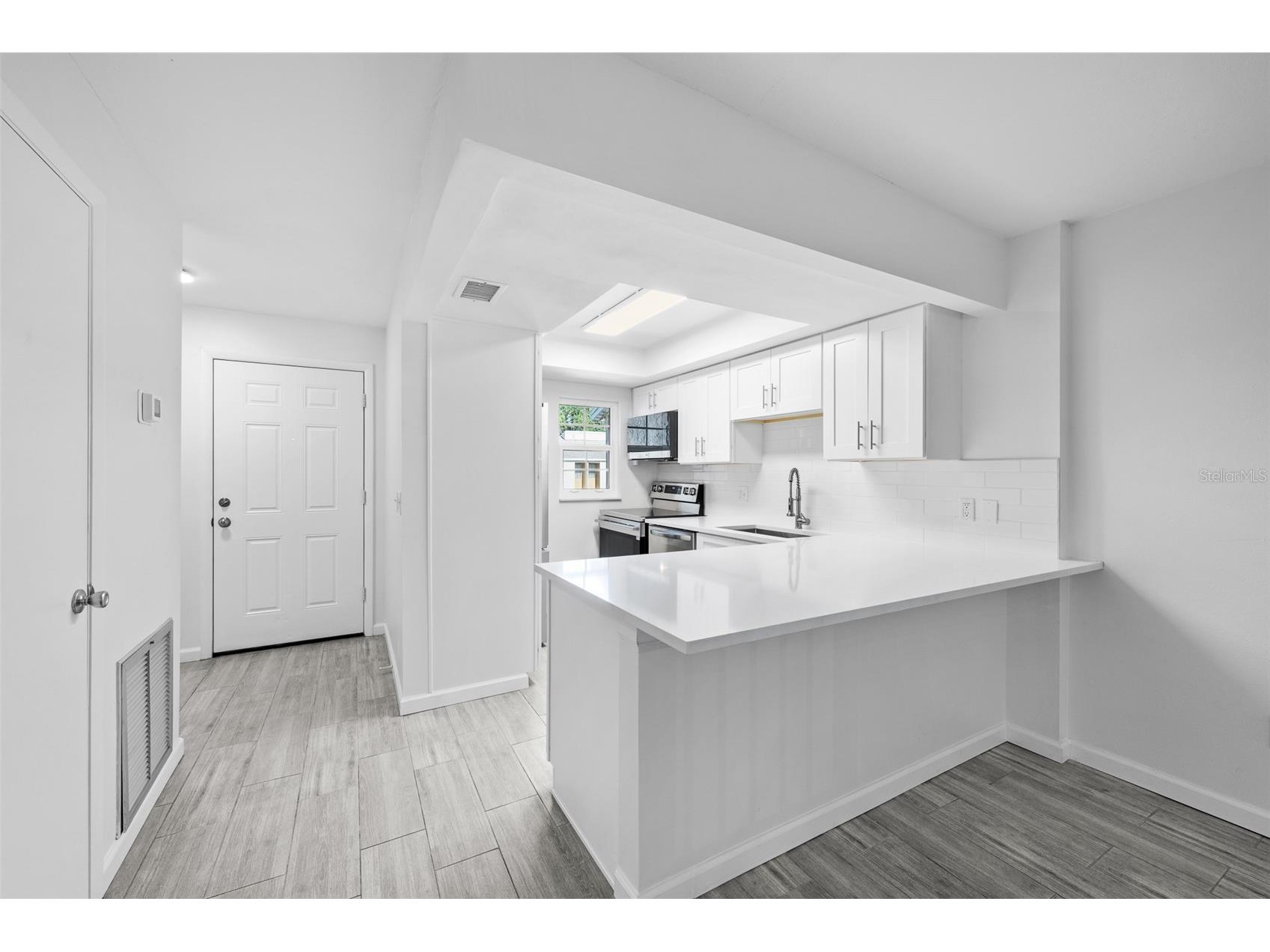 3812 N Oak Drive #M72 Tampa FL 33611 TB8526801 image5
