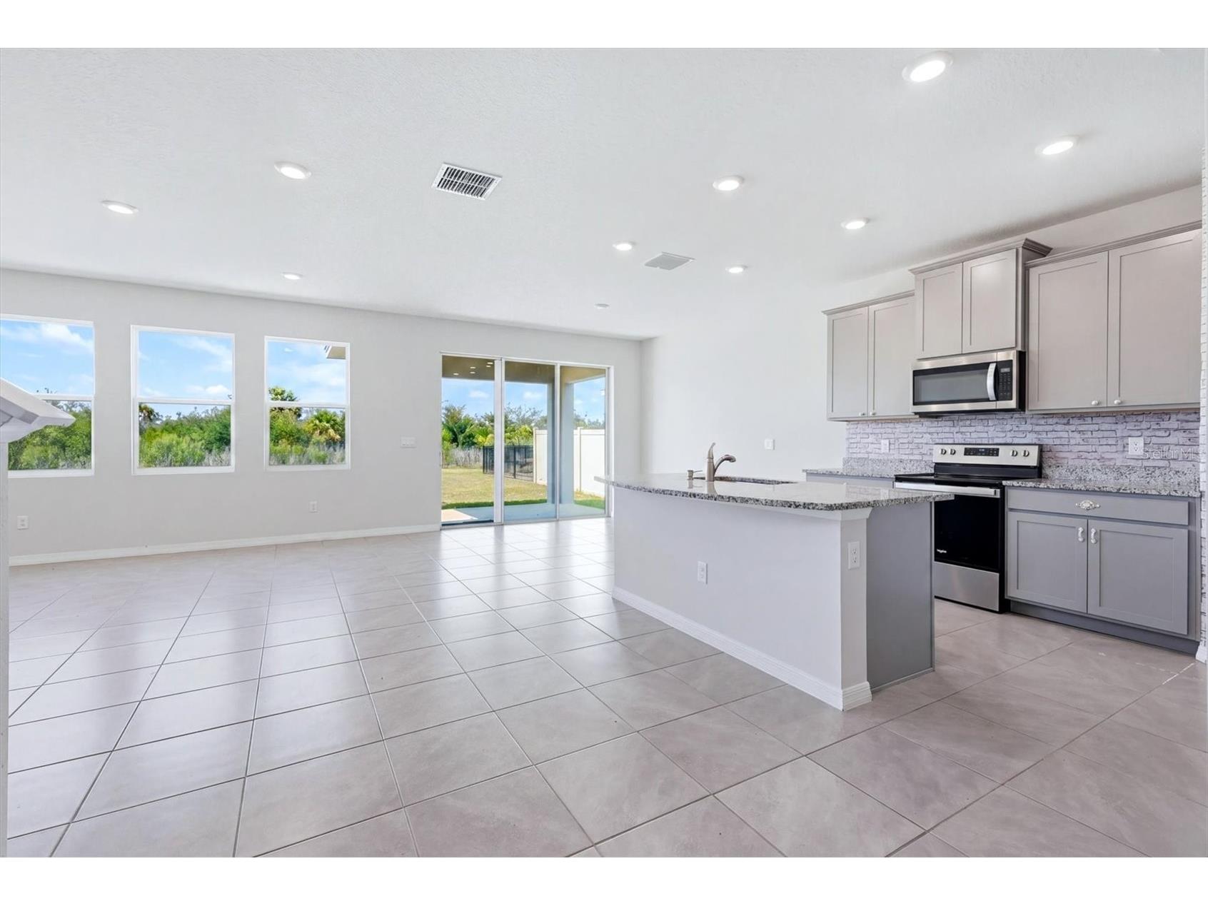 3813 Lively Coral Place Bradenton FL 34208 A4692275 image11