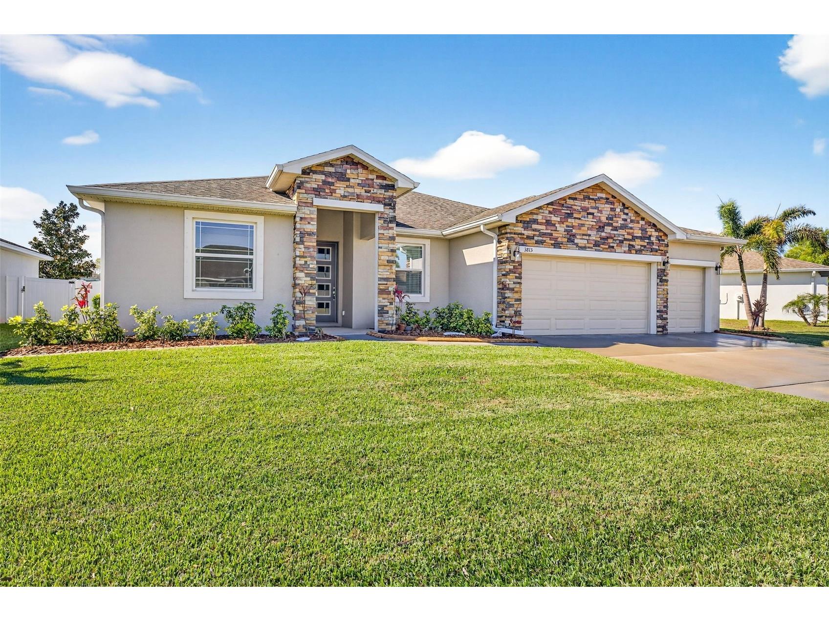 3813 Milflores Drive Sun City Center FL 33573 TB8481980 image2